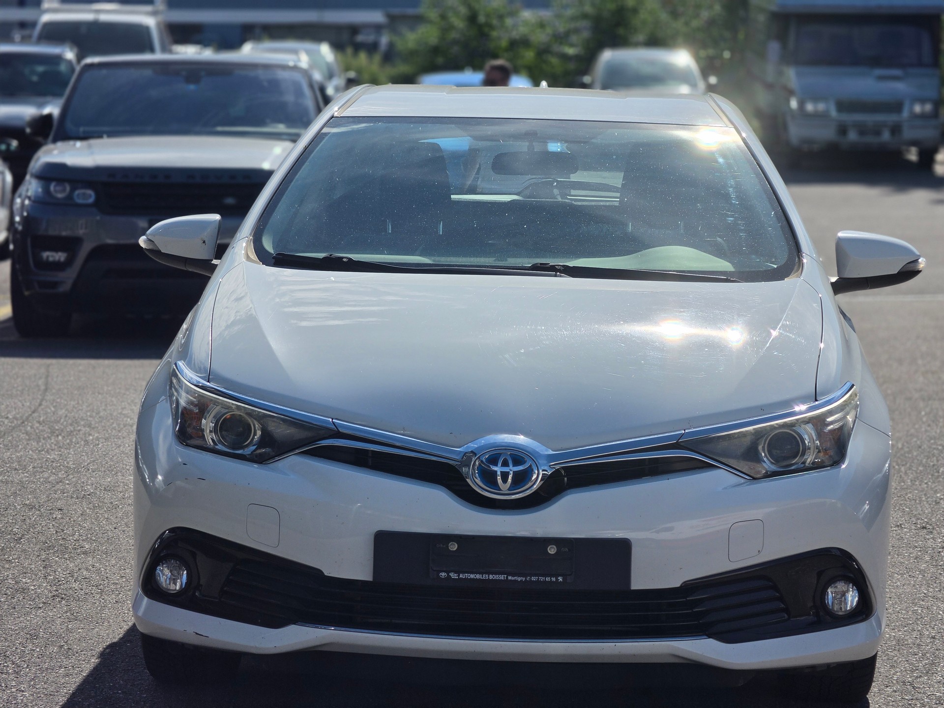 TOYOTA Auris 1.8 HSD Swiss Trend e-CVT-showroom-element-1