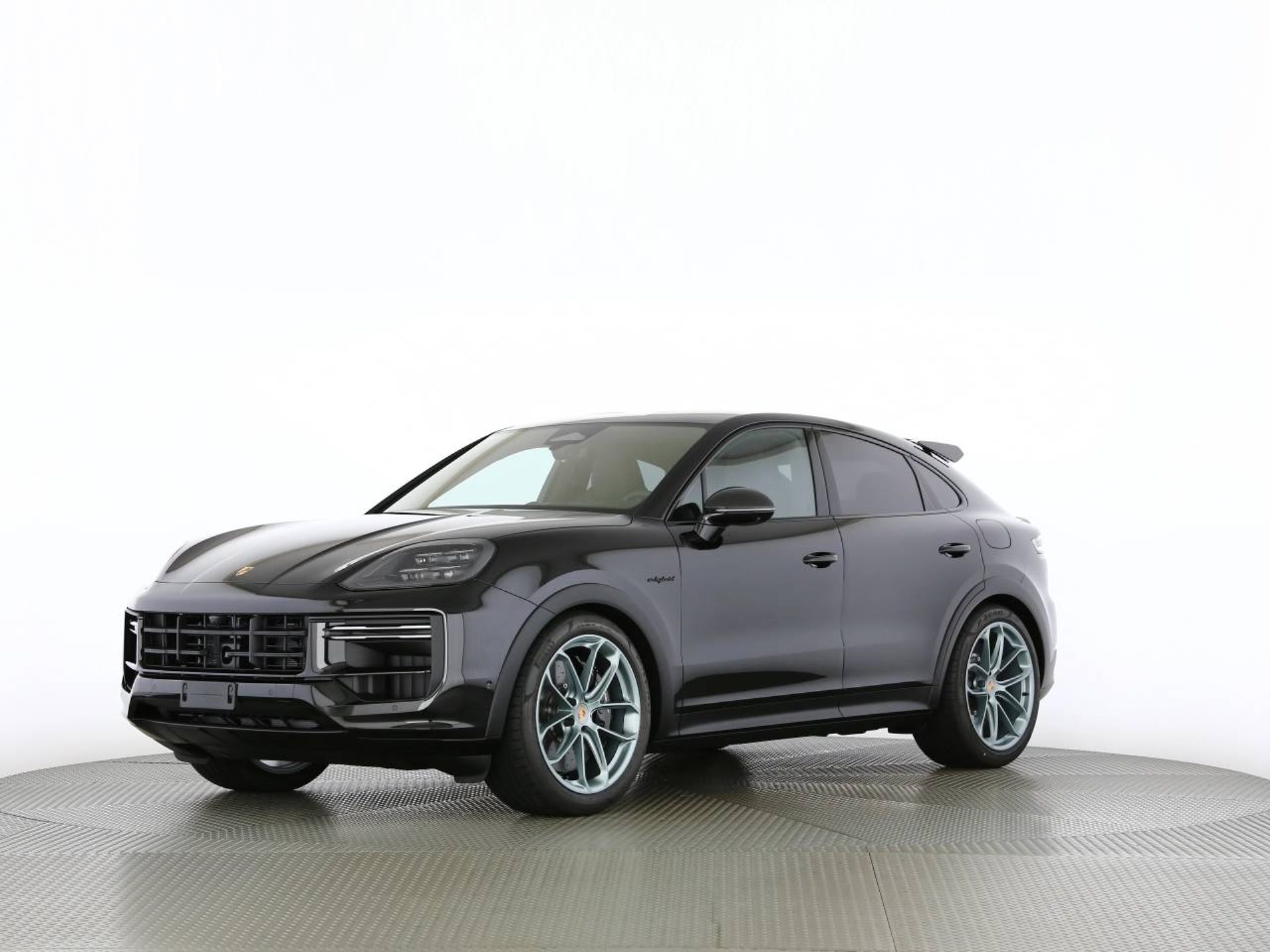 PORSCHE Cayenne Turbo E-Hybrid Coupé mit GT-Paket-image-12