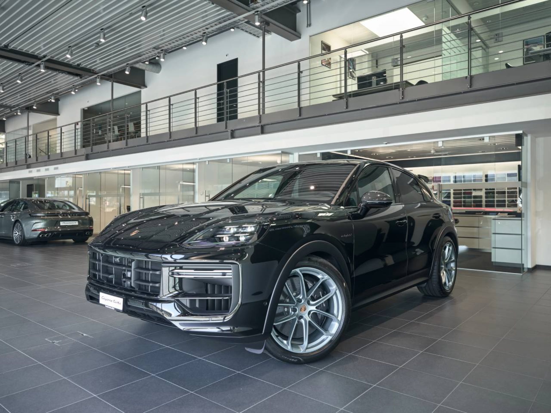 PORSCHE Cayenne Turbo E-Hybrid Coupé mit GT-Paket-image-7