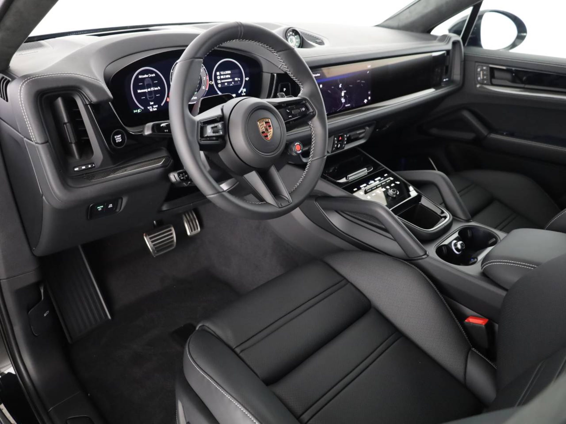 PORSCHE Cayenne Turbo E-Hybrid Coupé mit GT-Paket-image-3