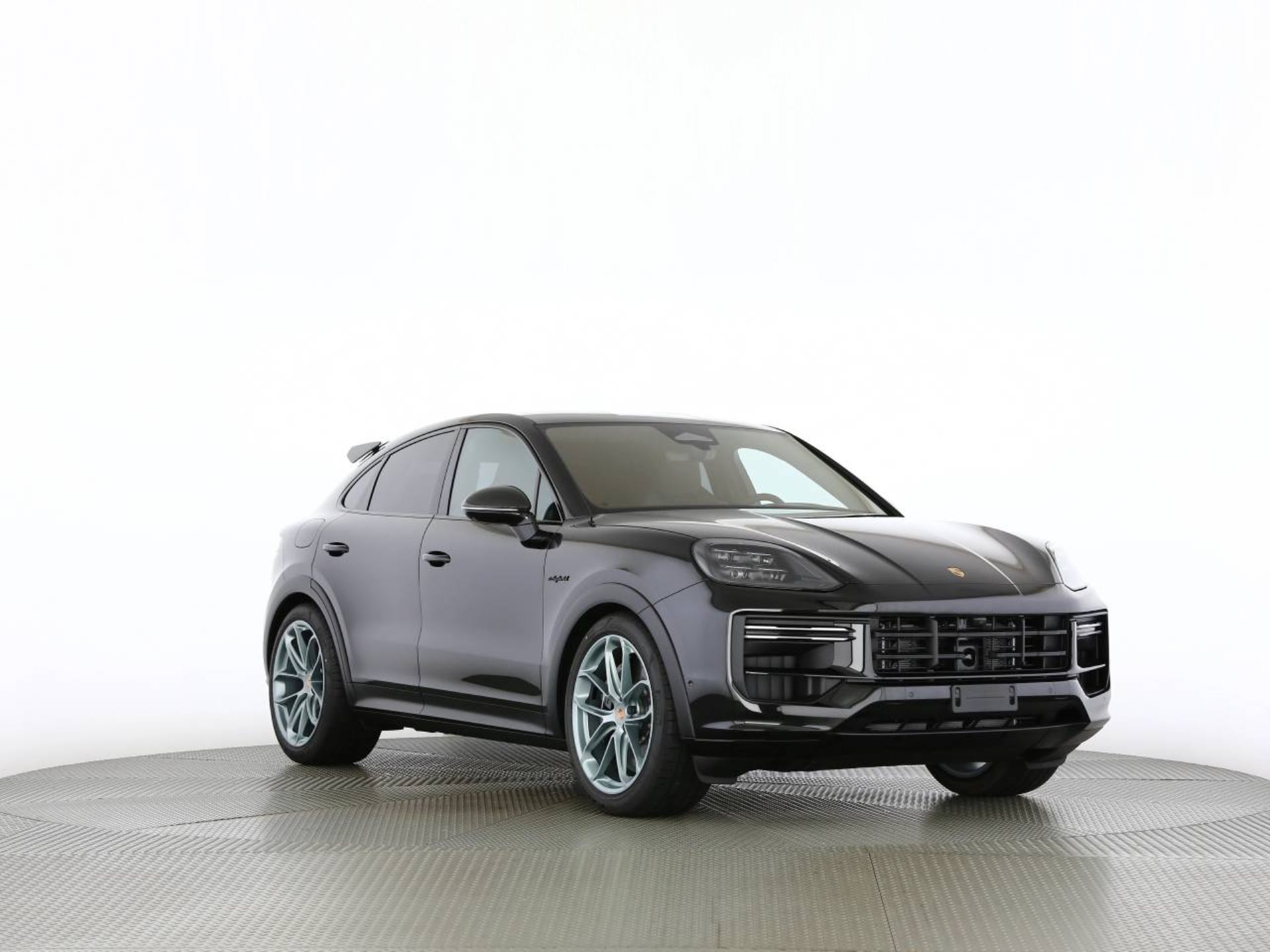 PORSCHE Cayenne Turbo E-Hybrid Coupé mit GT-Paket-image-0