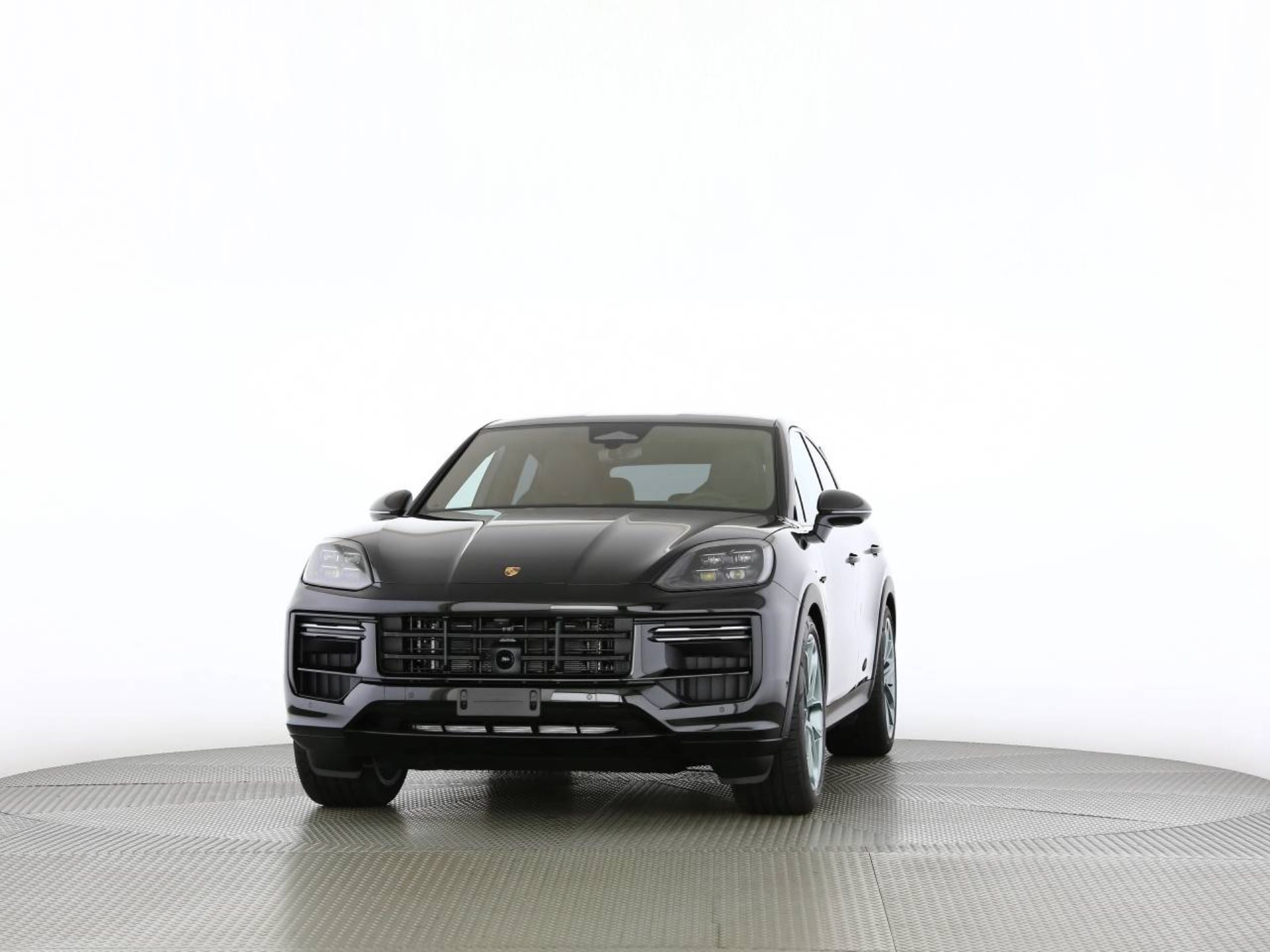 PORSCHE Cayenne Turbo E-Hybrid Coupé mit GT-Paket-image-14