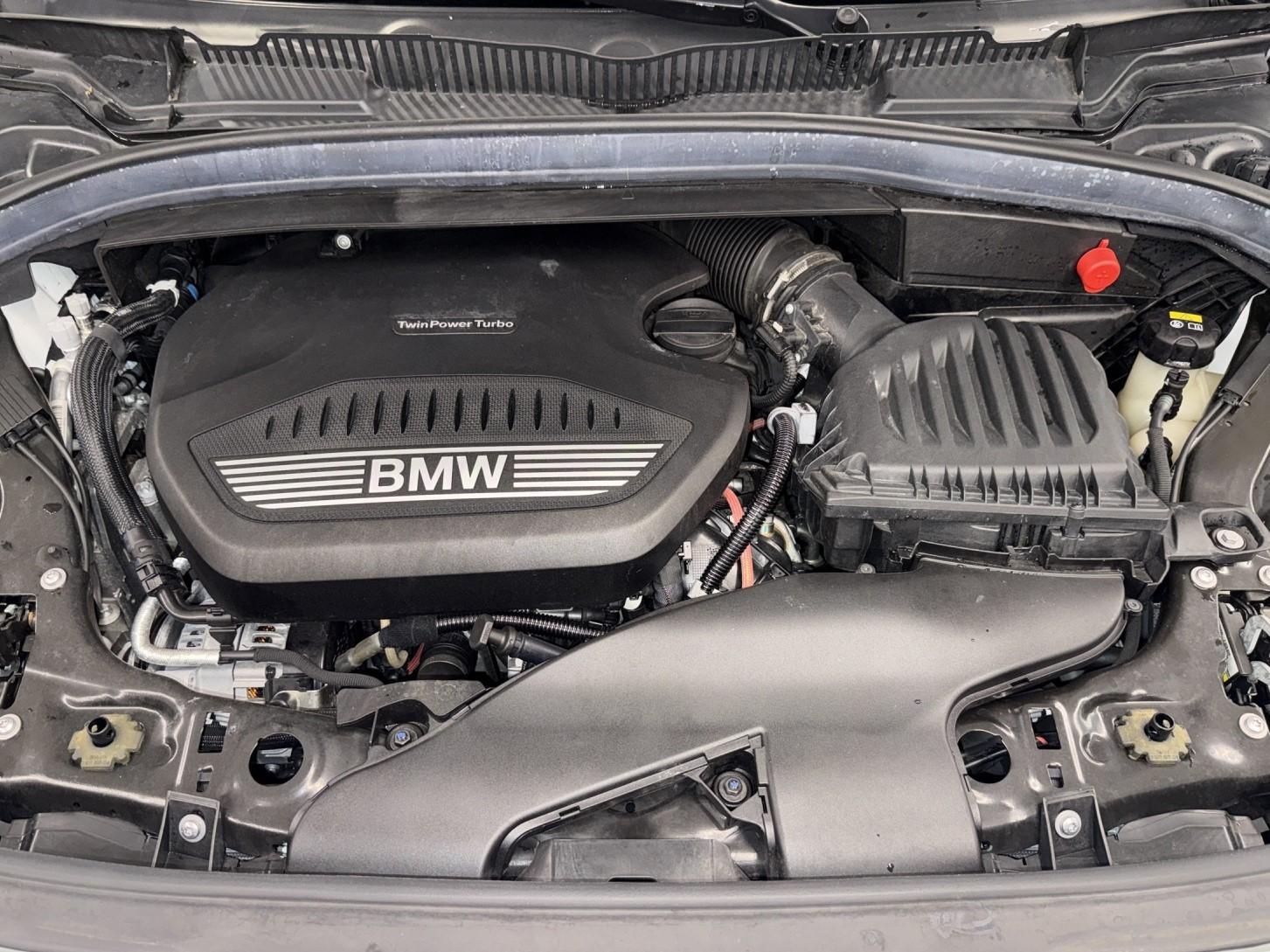 BMW 218d xDrive Gran Tourer M SPORT-image-23
