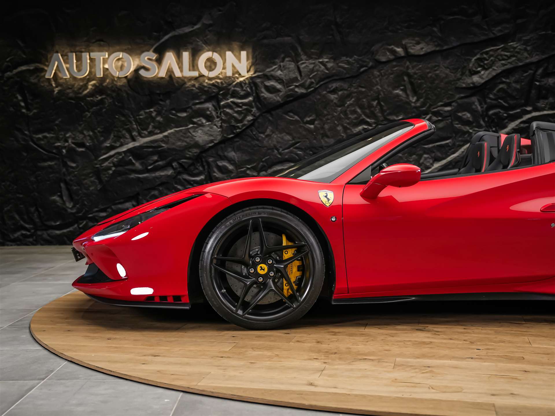 FERRARI F8 Spider *CH-Auto*Gratisservice*-image-19