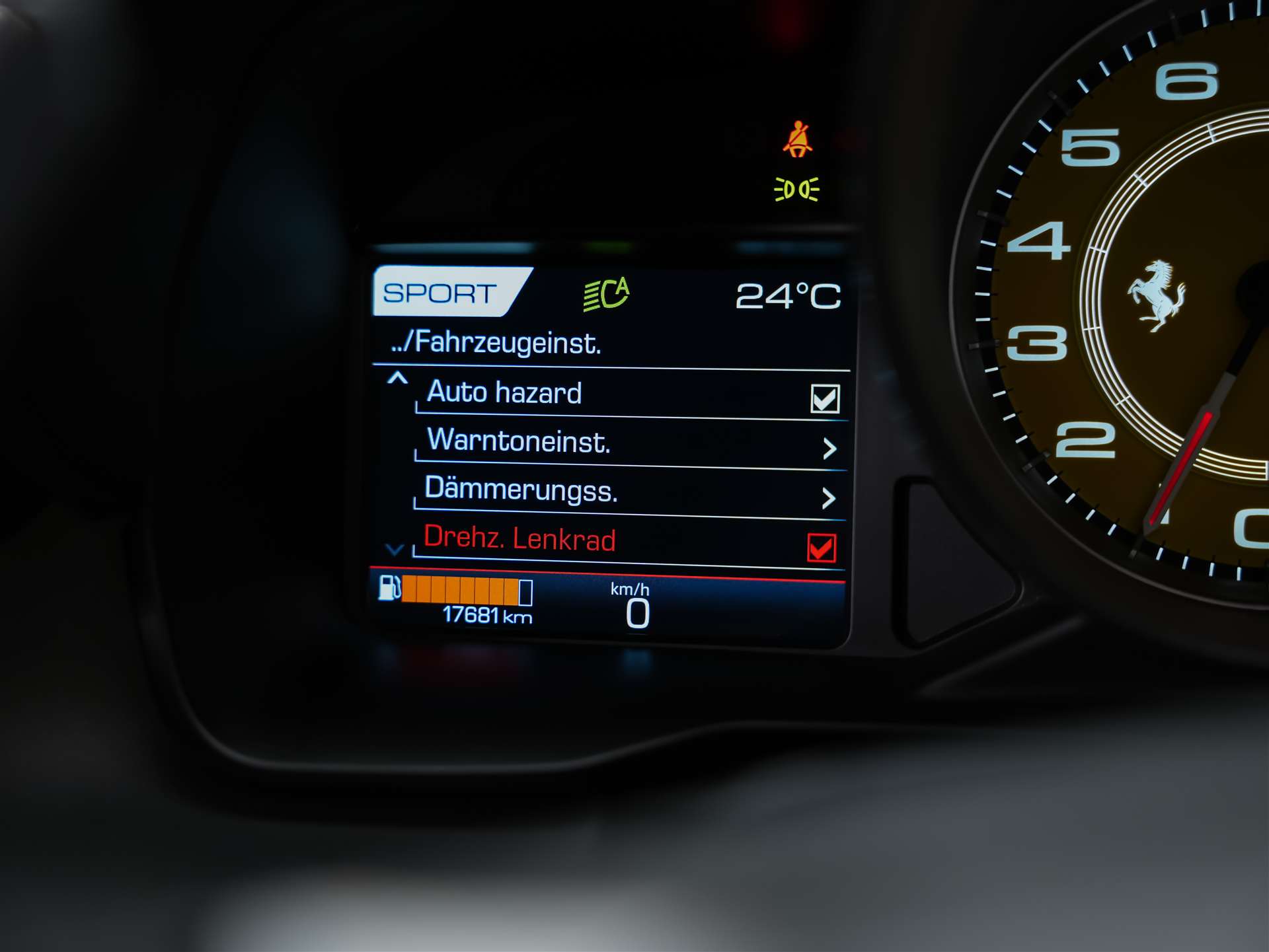 FERRARI F8 Spider *CH-Auto*Gratisservice*-image-53