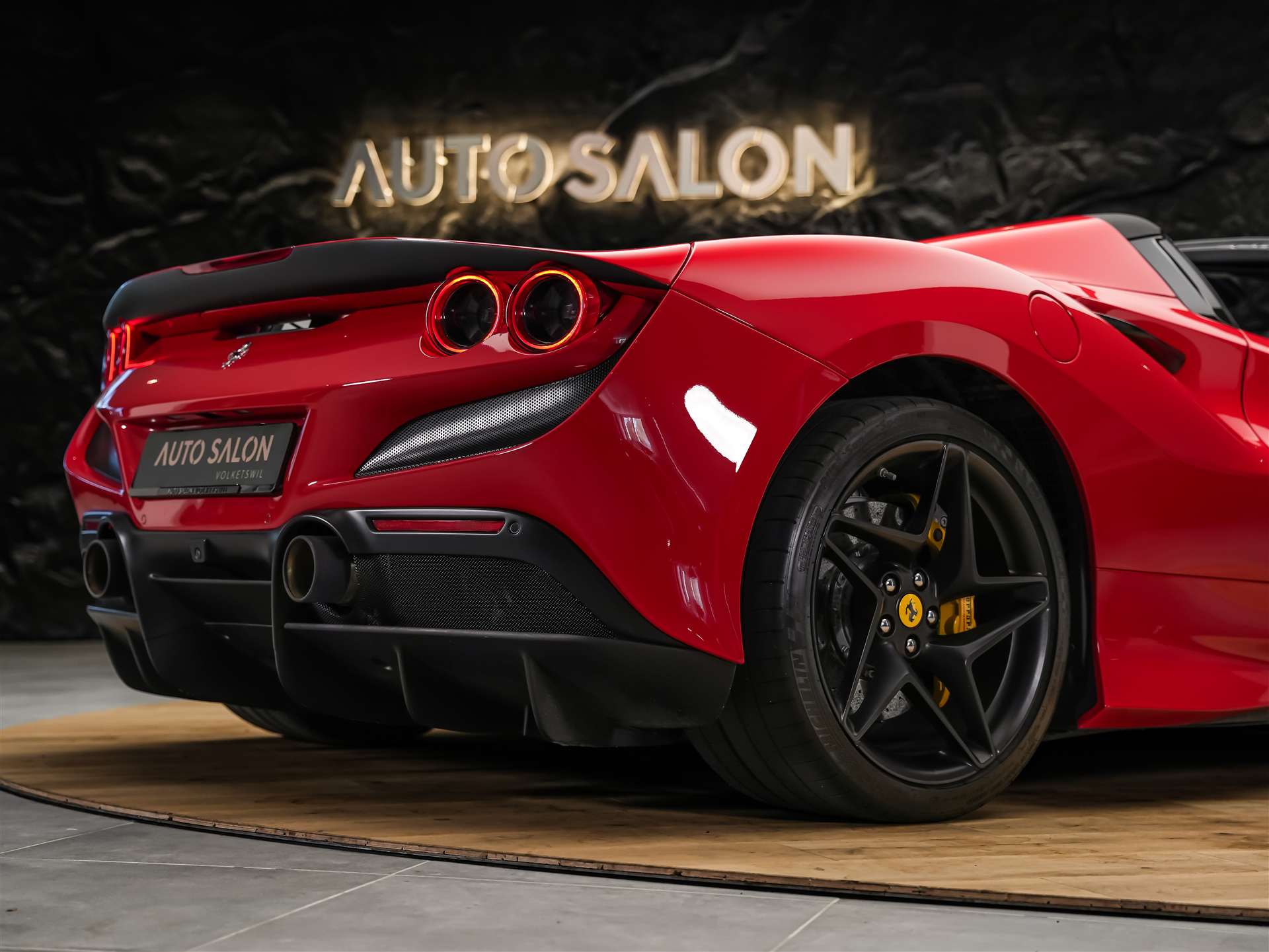 FERRARI F8 Spider *CH-Auto*Gratisservice*-image-22