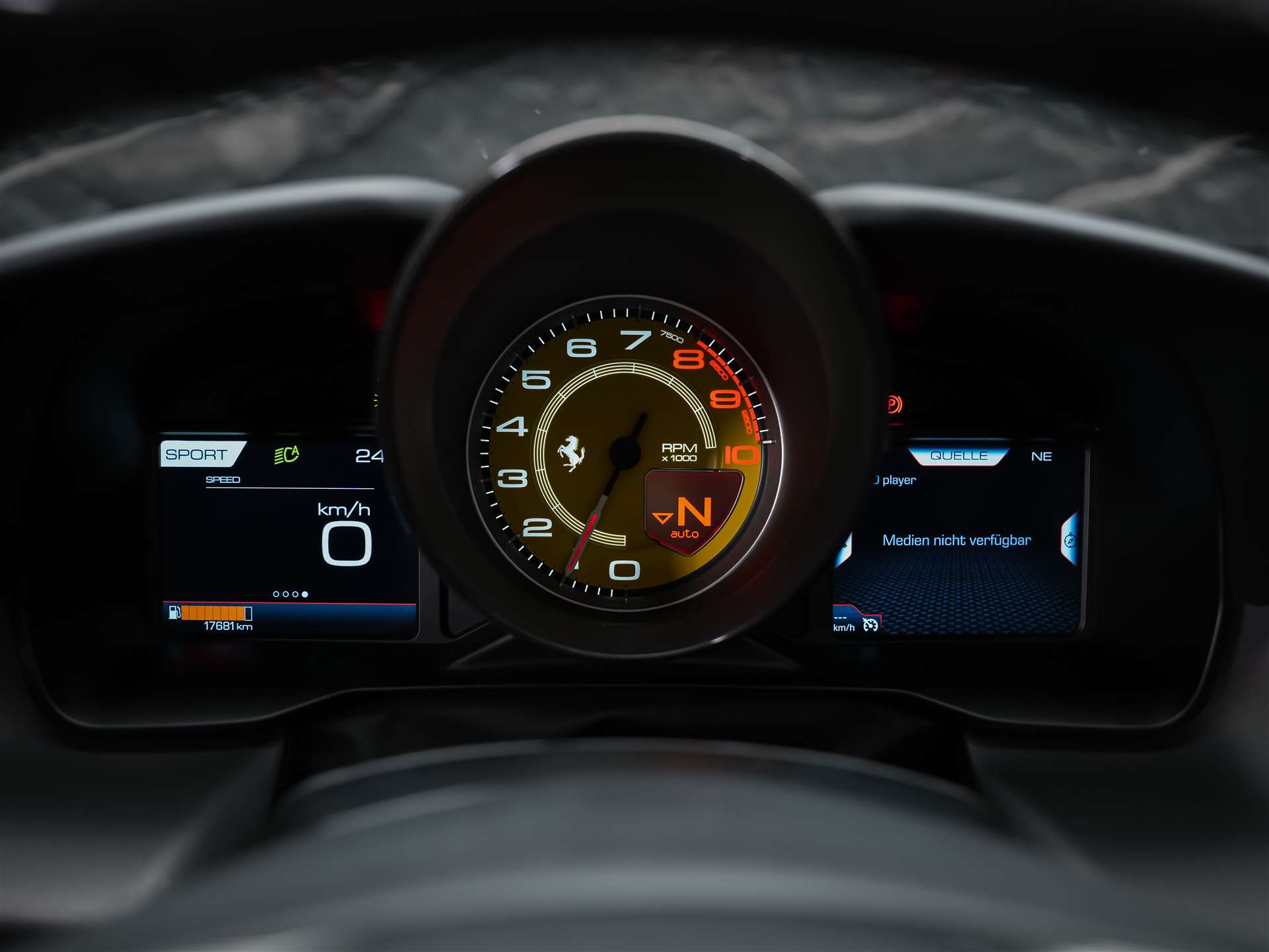 FERRARI F8 Spider *CH-Auto*Gratisservice* Ferrari Garantie*-image-41