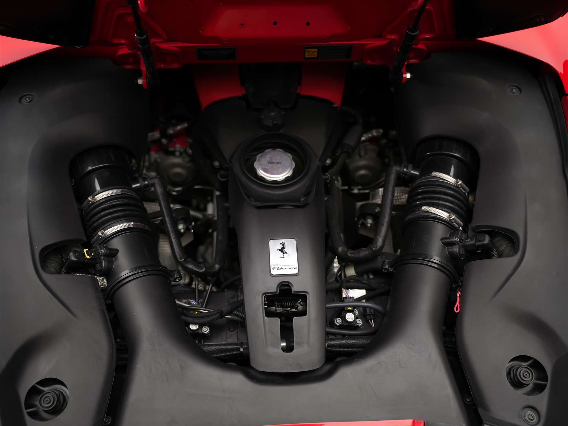 FERRARI F8 Spider *CH-Auto*Gratisservice*-image-27