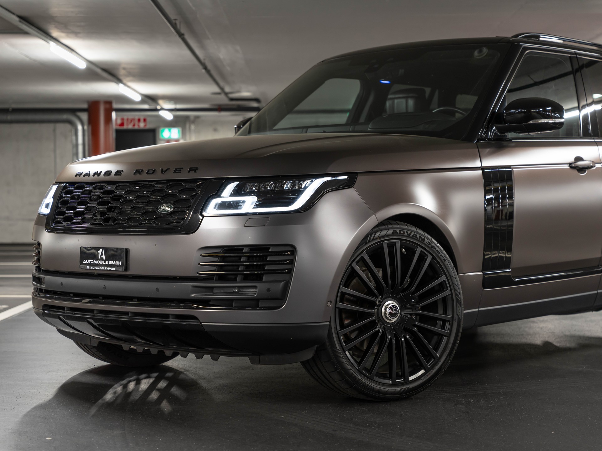 LAND ROVER Range Rover 2.0 Si4 P400e PHEV AutobiographyAutomatic-image-1