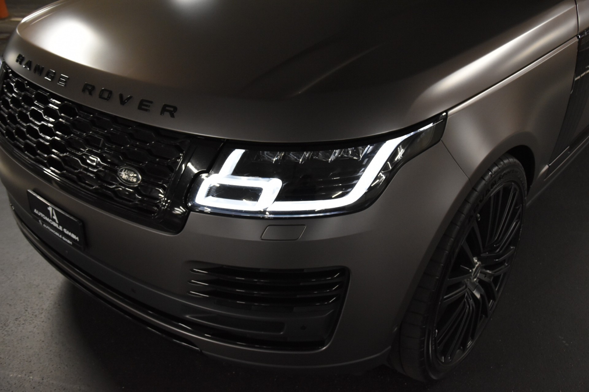LAND ROVER Range Rover 2.0 Si4 P400e PHEV AutobiographyAutomatic-image-1