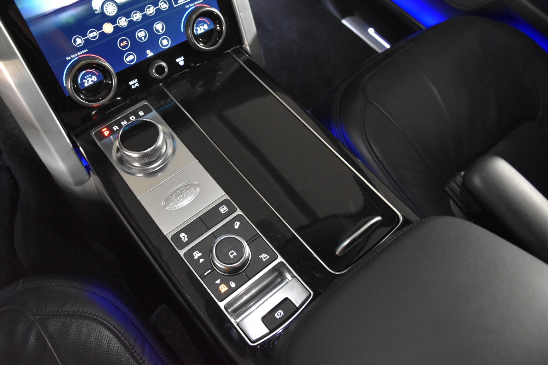 LAND ROVER Range Rover 2.0 Si4 P400e PHEV AutobiographyAutomatic-image-21