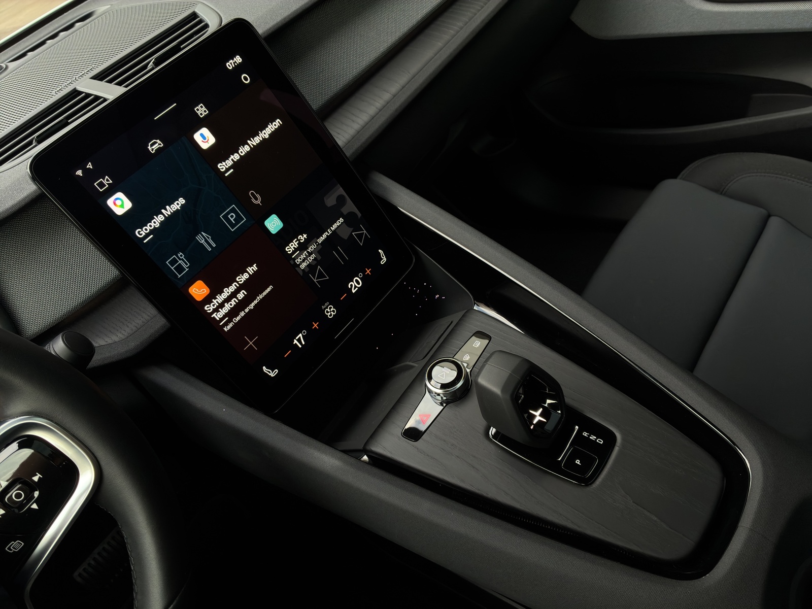POLESTAR 2 Long Range Dual Motor-image-17