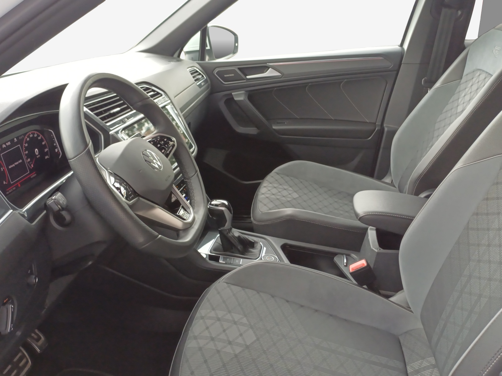 VW Tiguan Allspace 2.0 TDI SCR R-Line 4Motion DSG-image-7