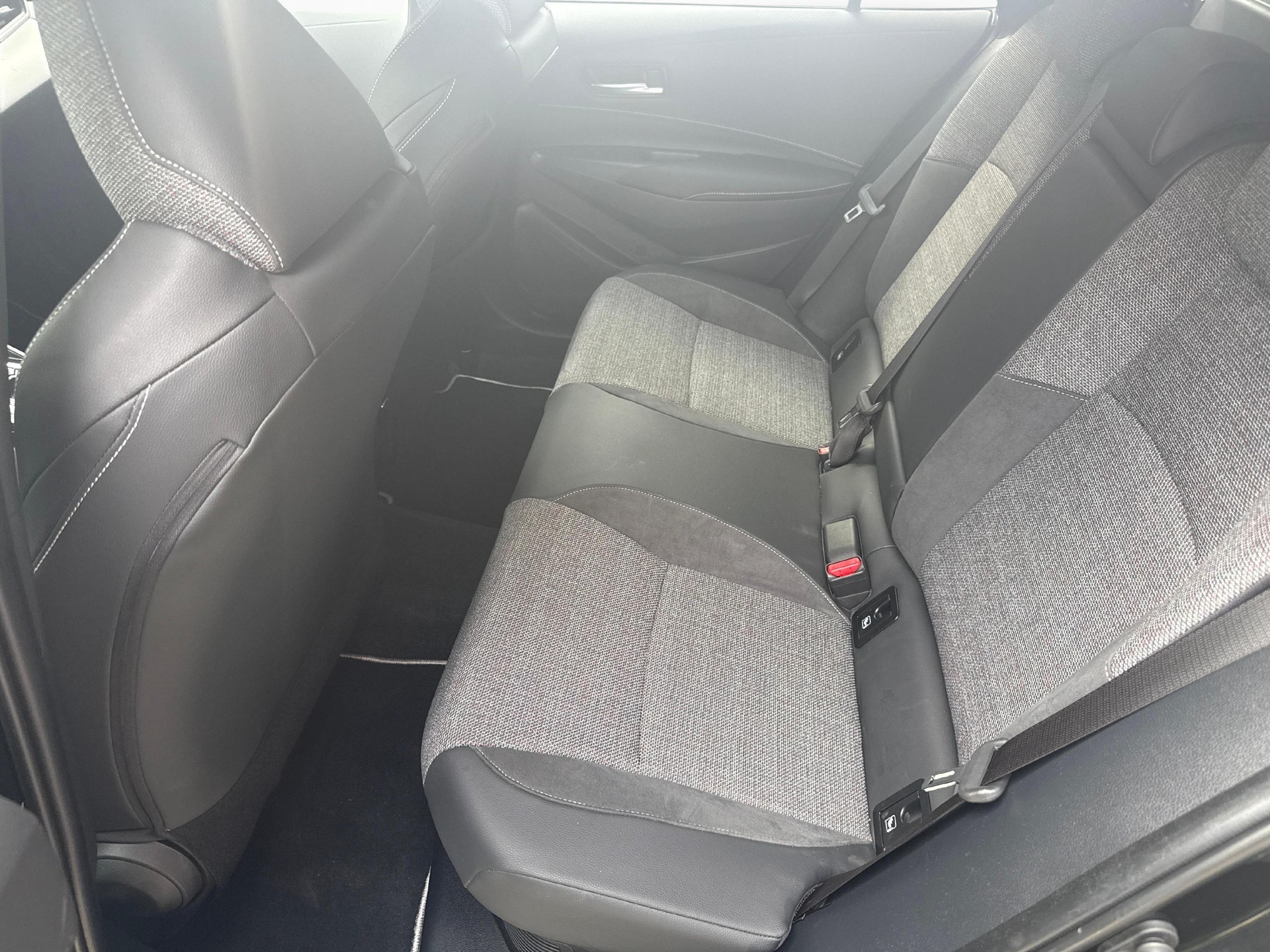 TOYOTA Corolla Touring Sports 2.0 HSD Trend-image-12
