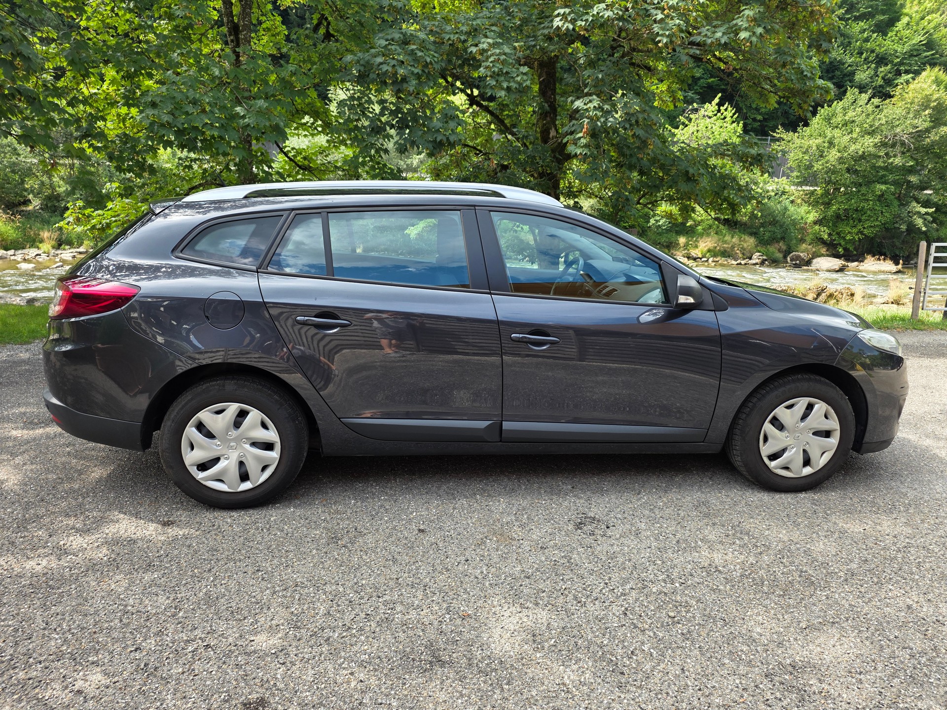 RENAULT Mégane Grandtour 1.5 dCi Expression-showroom-element-3