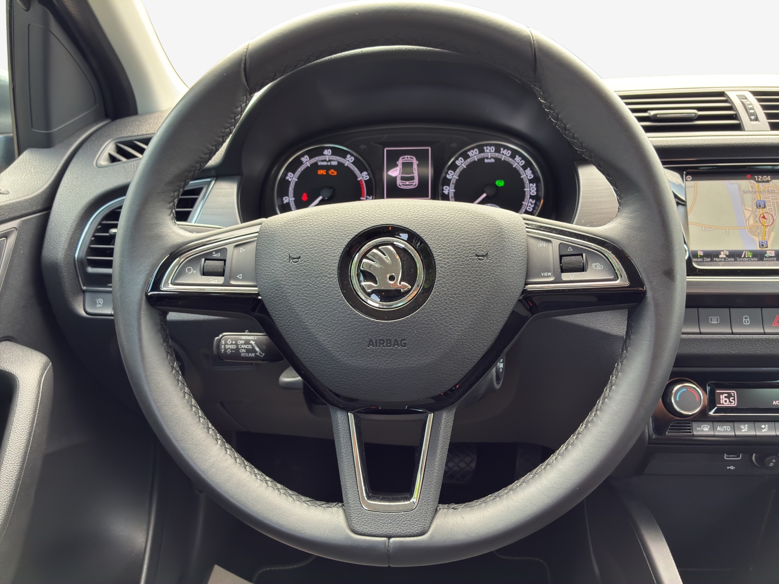 SKODA Fabia 1.0 TSI Soleil DSG-image-9