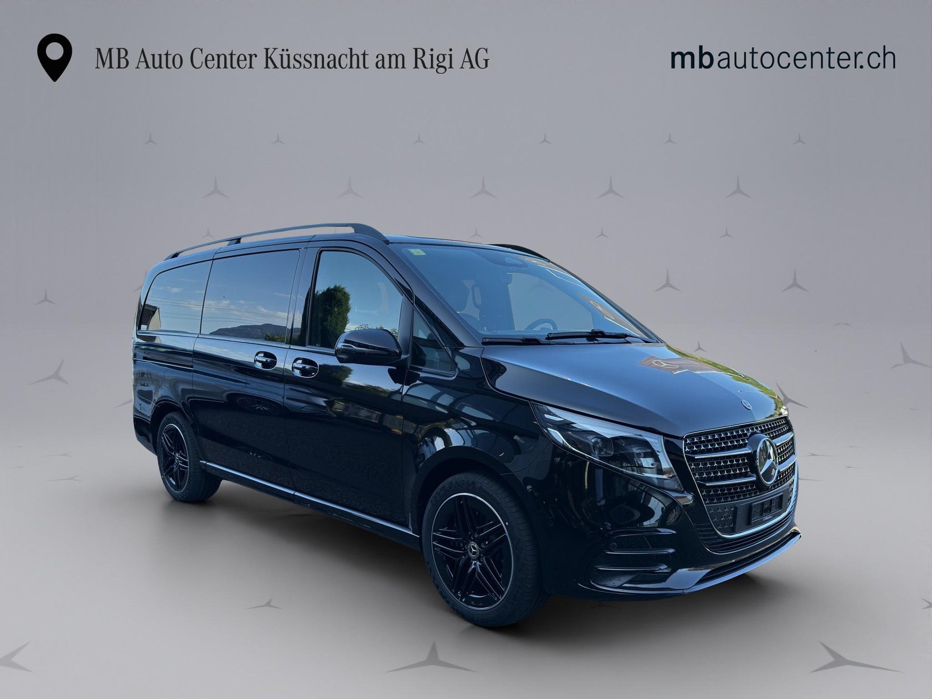 MERCEDES-BENZ V 300 d Exclusive lang Van-image-8