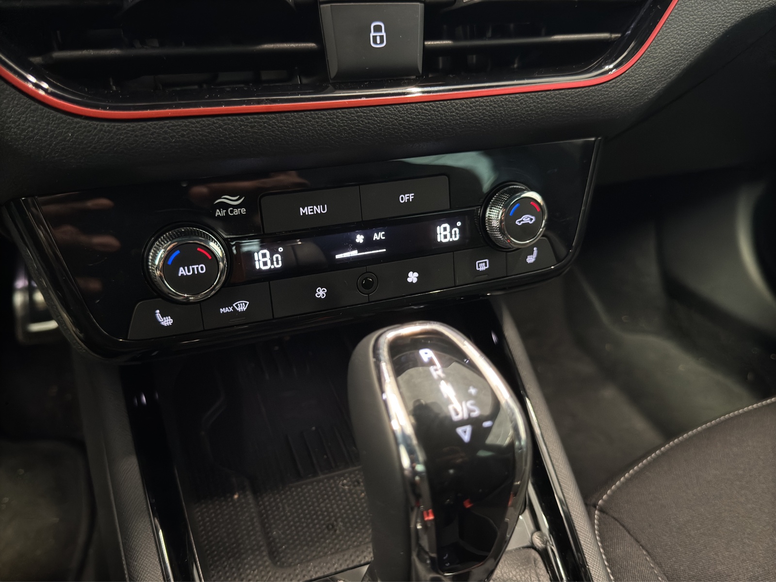 SKODA Kamiq 1.0 TSI Dynamic DSG-image-15