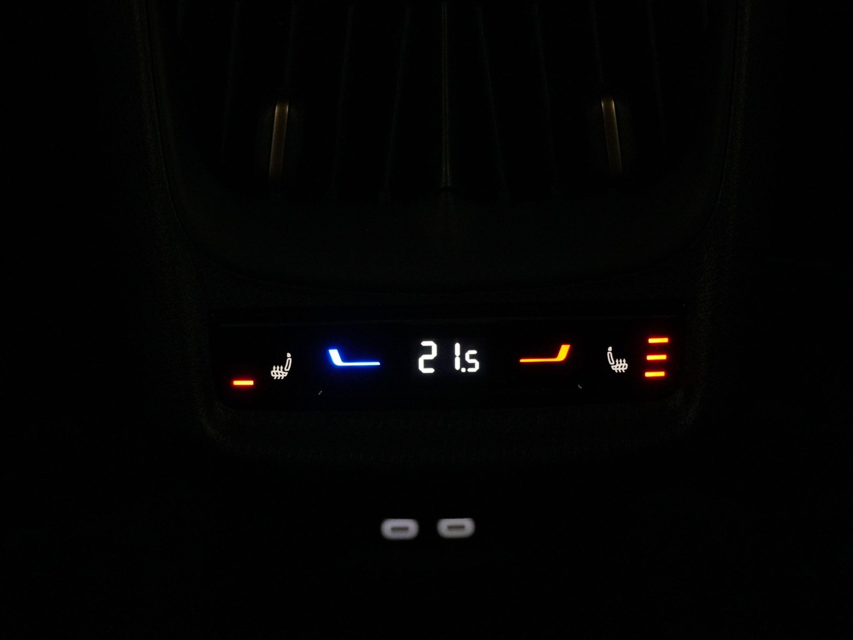 CUPRA Tavascan VZ Adrenaline-image-27