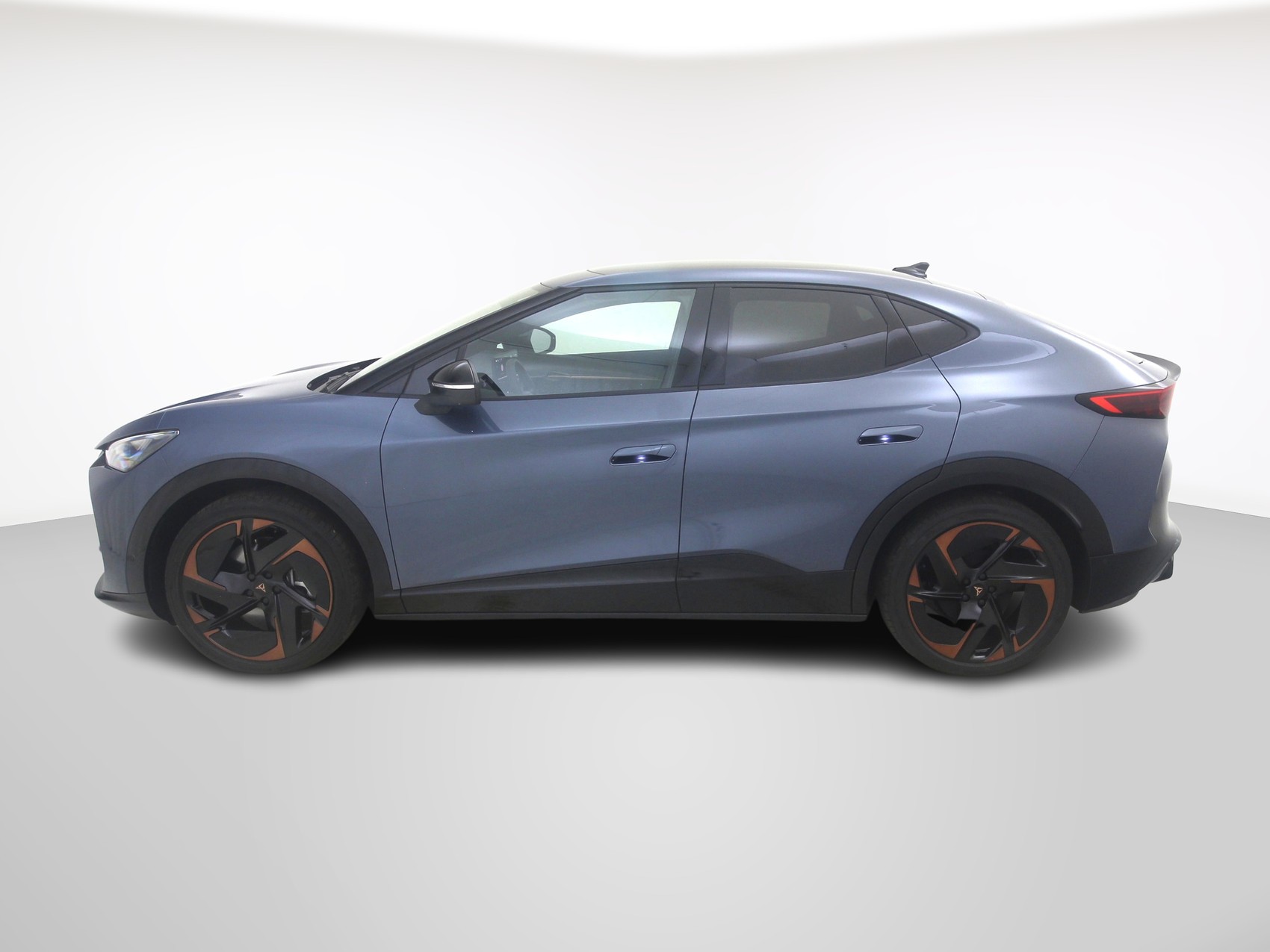 CUPRA Tavascan VZ Adrenaline-image-1