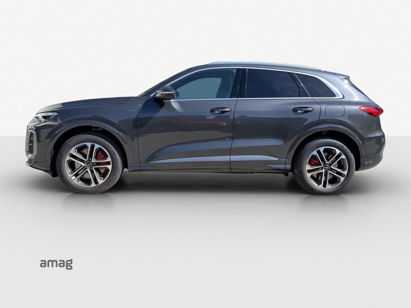 AUDI Q5 e-hybrid quattro 270 kW S-tronic-showroom-element-1
