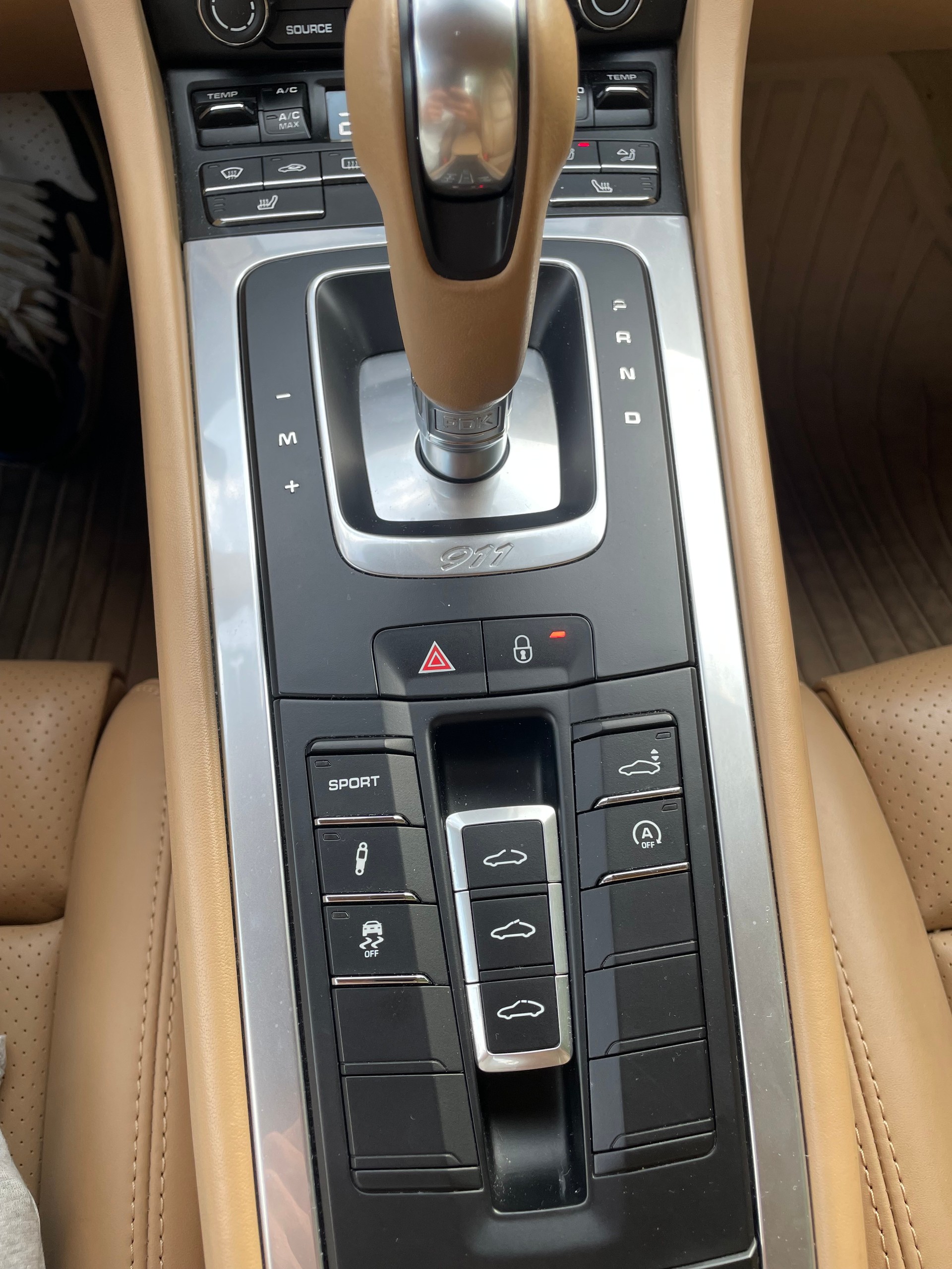 PORSCHE 3.0 Carrera PDK-image-5