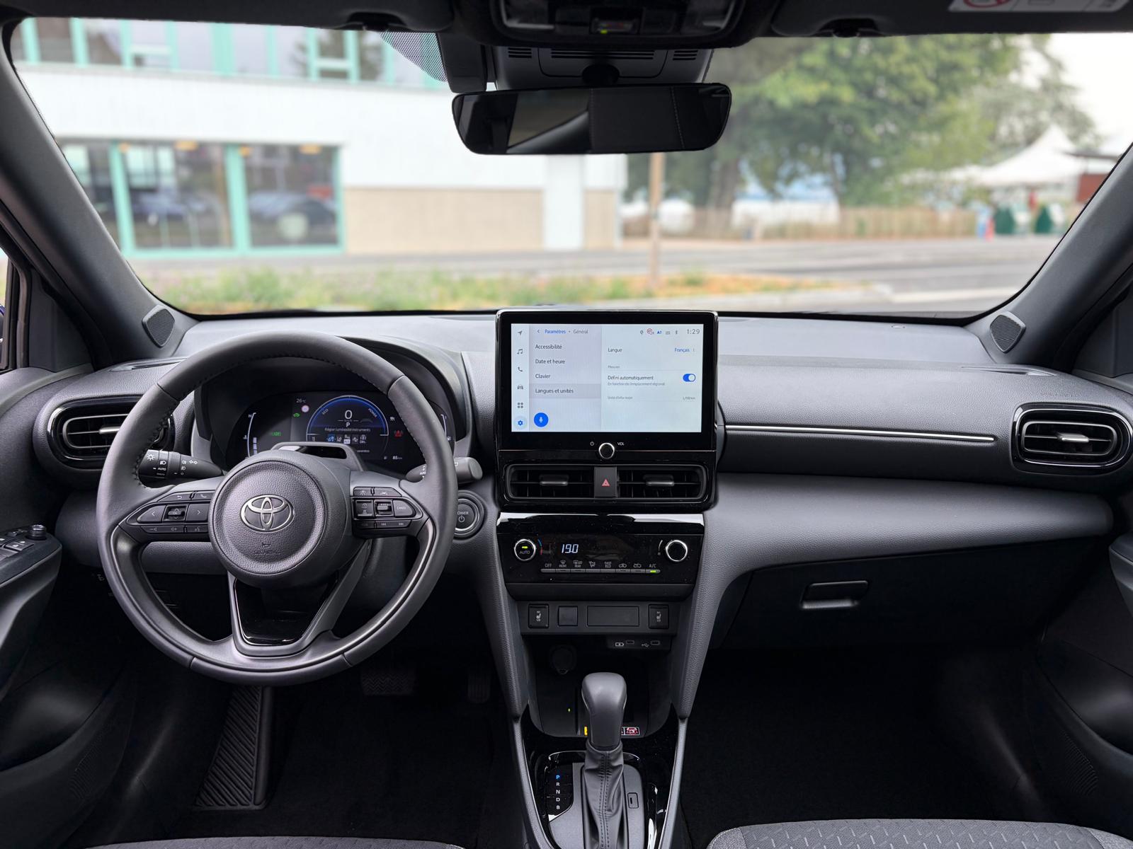 TOYOTA Yaris Cross 1.5 Trend e-CVT-image-7