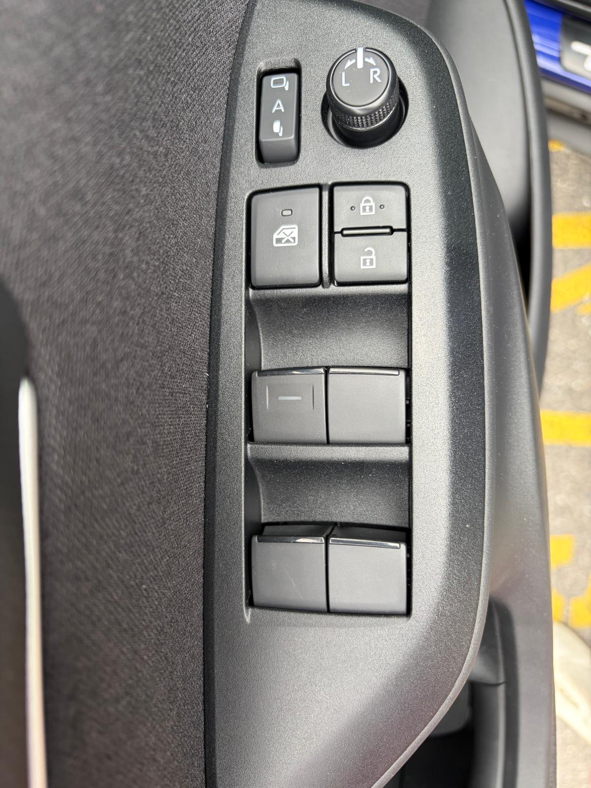 TOYOTA Yaris Cross 1.5 Trend e-CVT-image-17