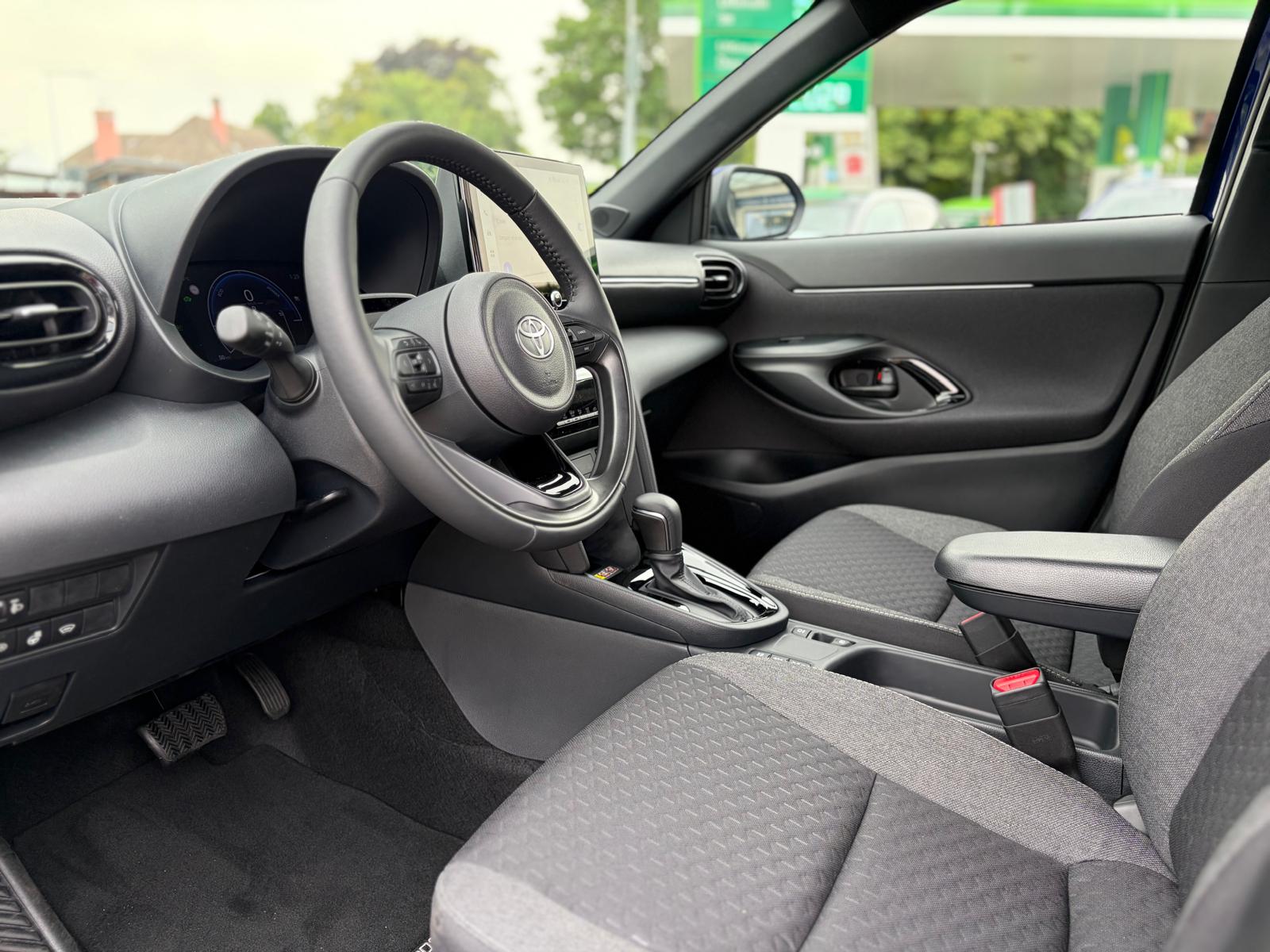 TOYOTA Yaris Cross 1.5 Trend e-CVT-image-8