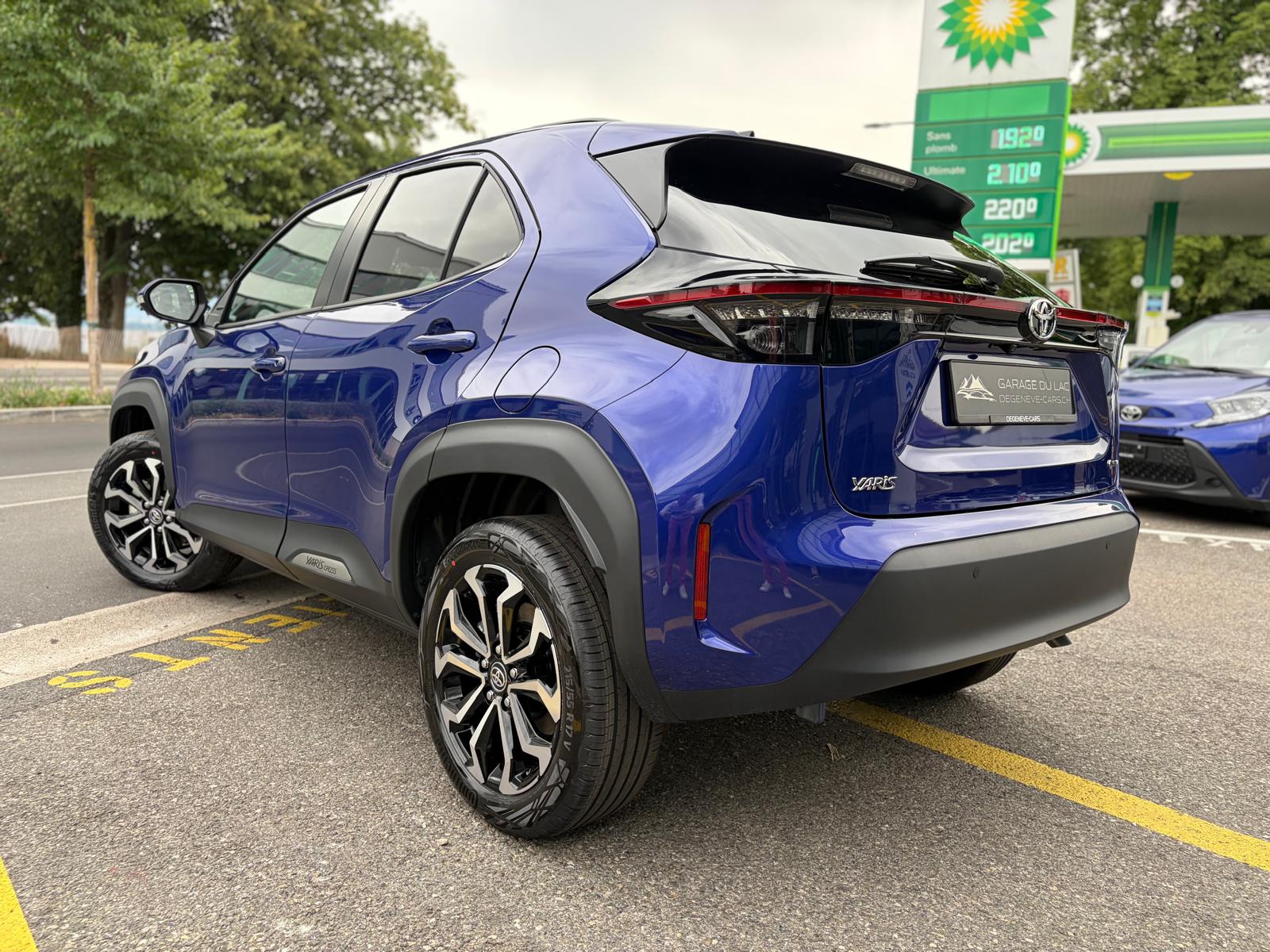 TOYOTA Yaris Cross 1.5 Trend e-CVT-image-2