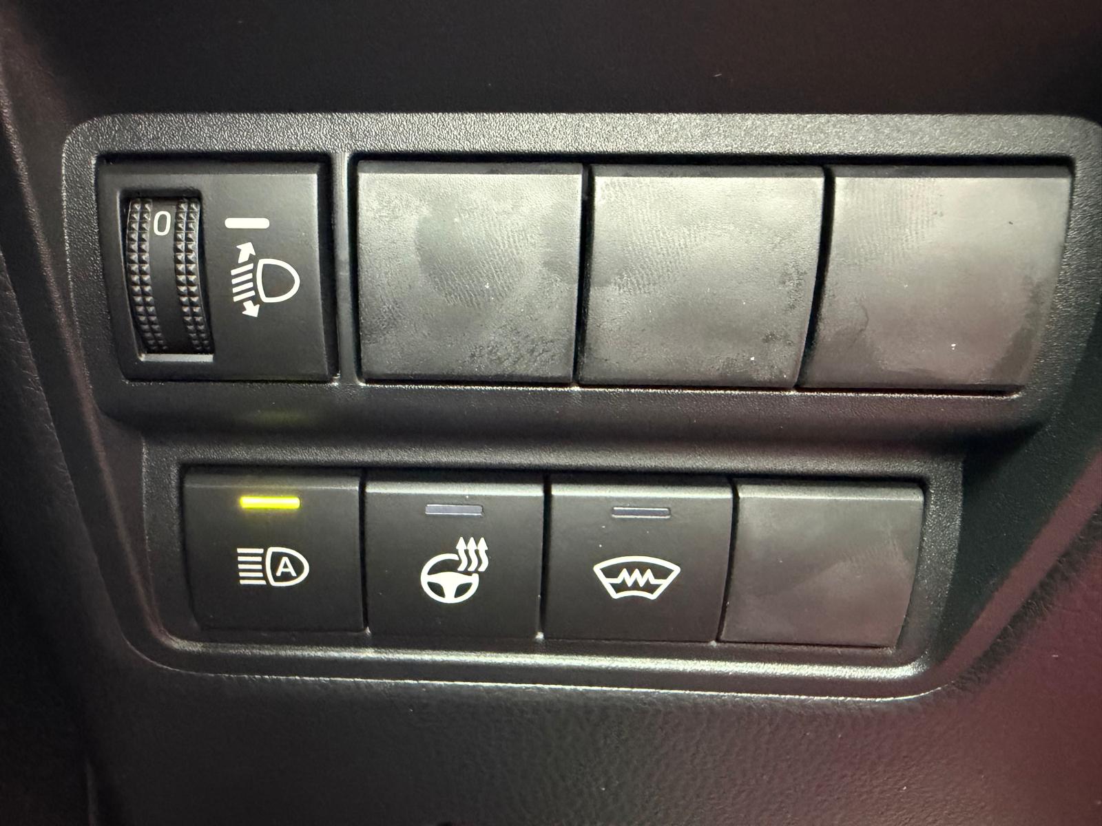 TOYOTA Yaris Cross 1.5 Trend e-CVT-image-16
