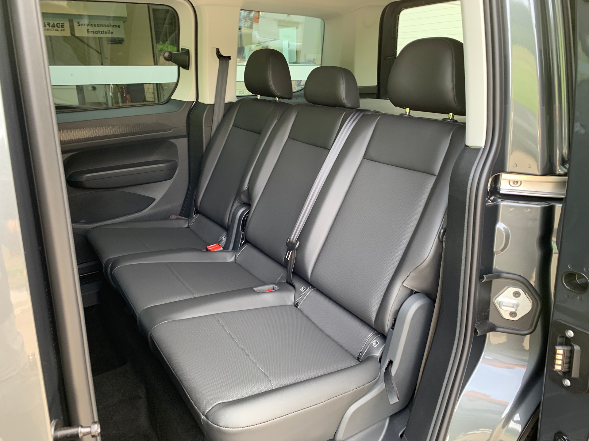 VW Caddy 2.0 TDI Liberty 4Motion-image-15