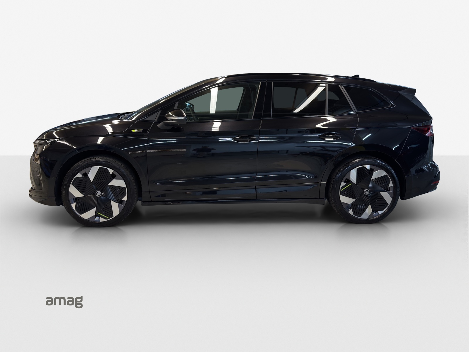 SKODA Enyaq 4x4 RS-image-1