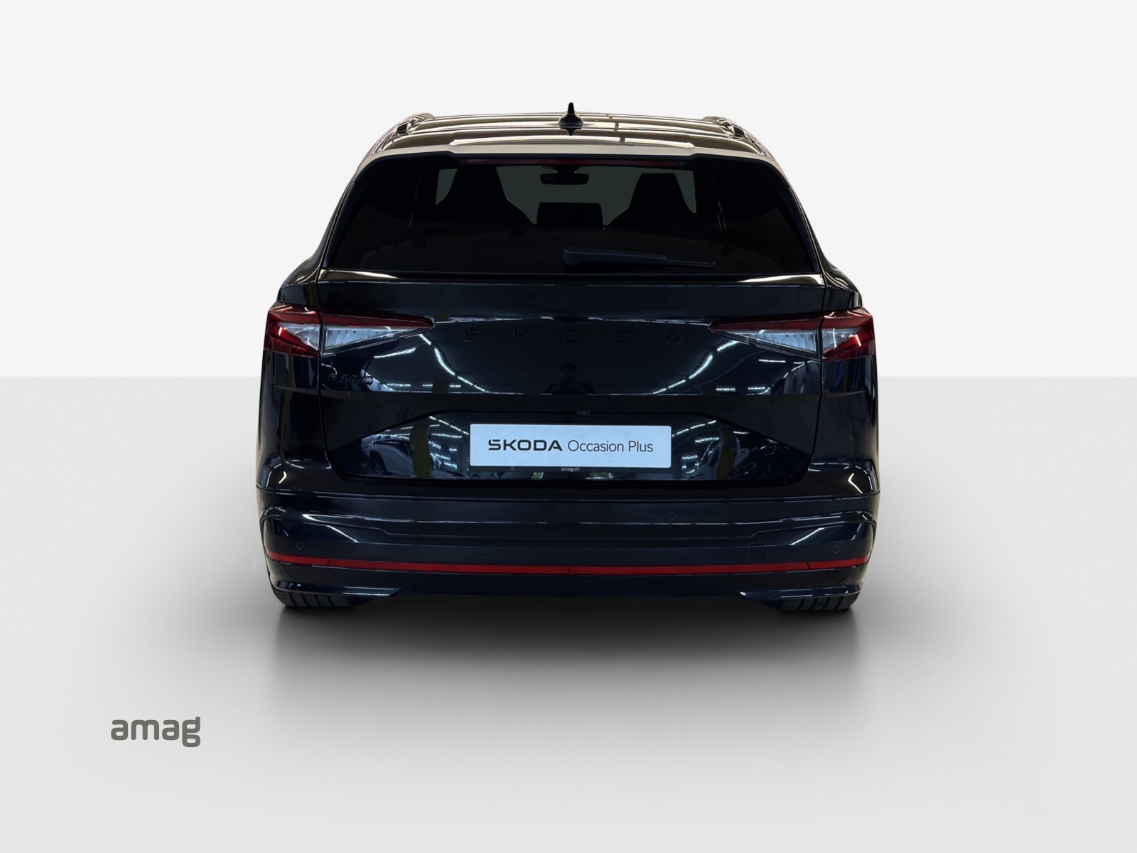 SKODA Enyaq 4x4 RS-image-3