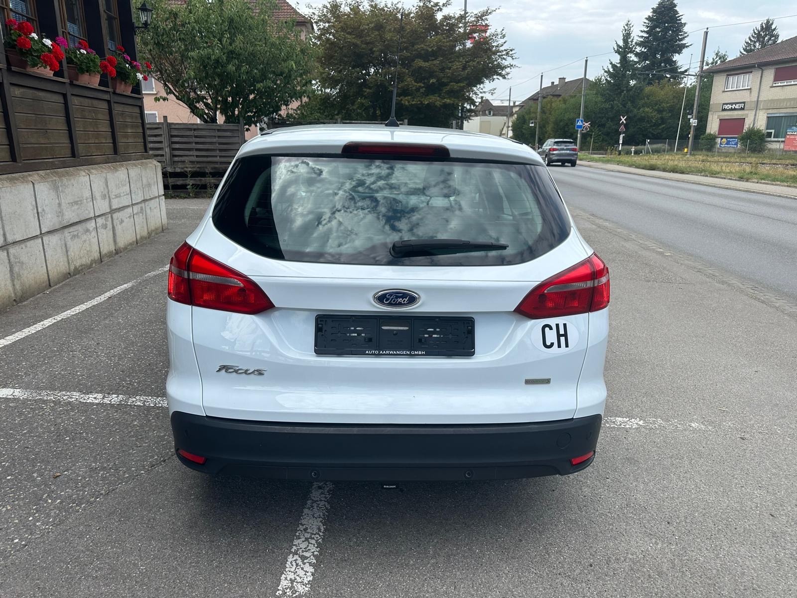 FORD Focus 1.0 SCTi Business-image-5