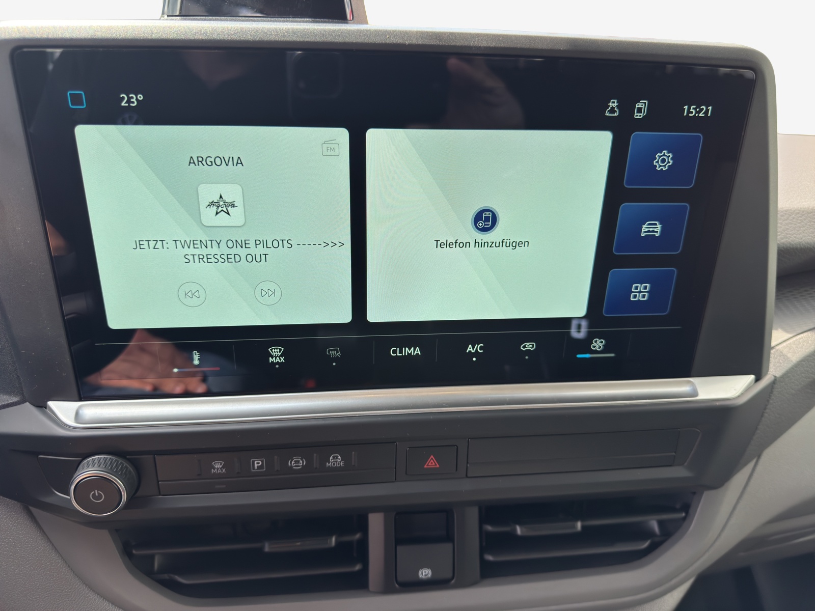 VW Transporter 2.0 TDI Automat-image-10