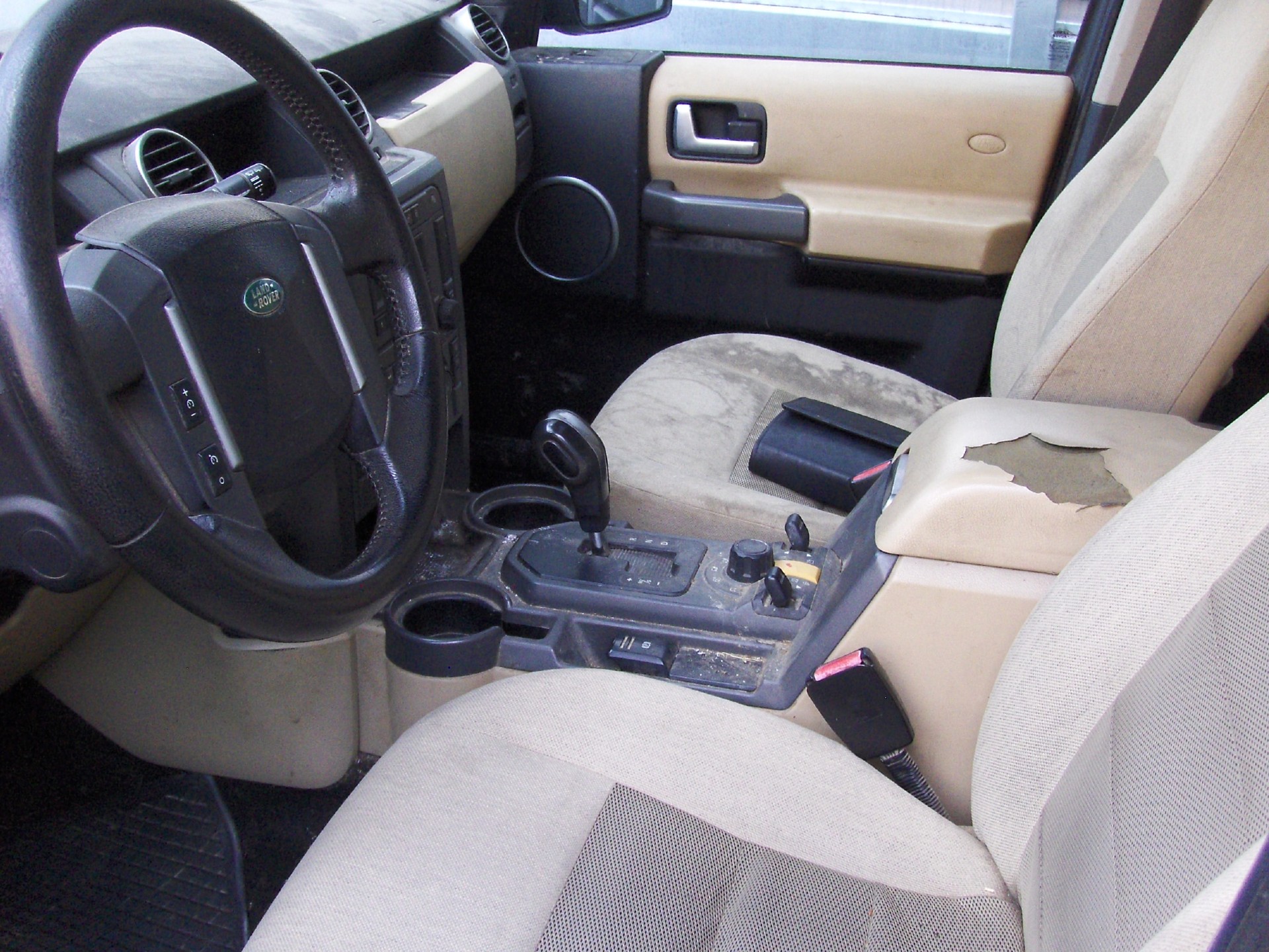 LAND ROVER Discovery 2.7d V6 HSE-image-3