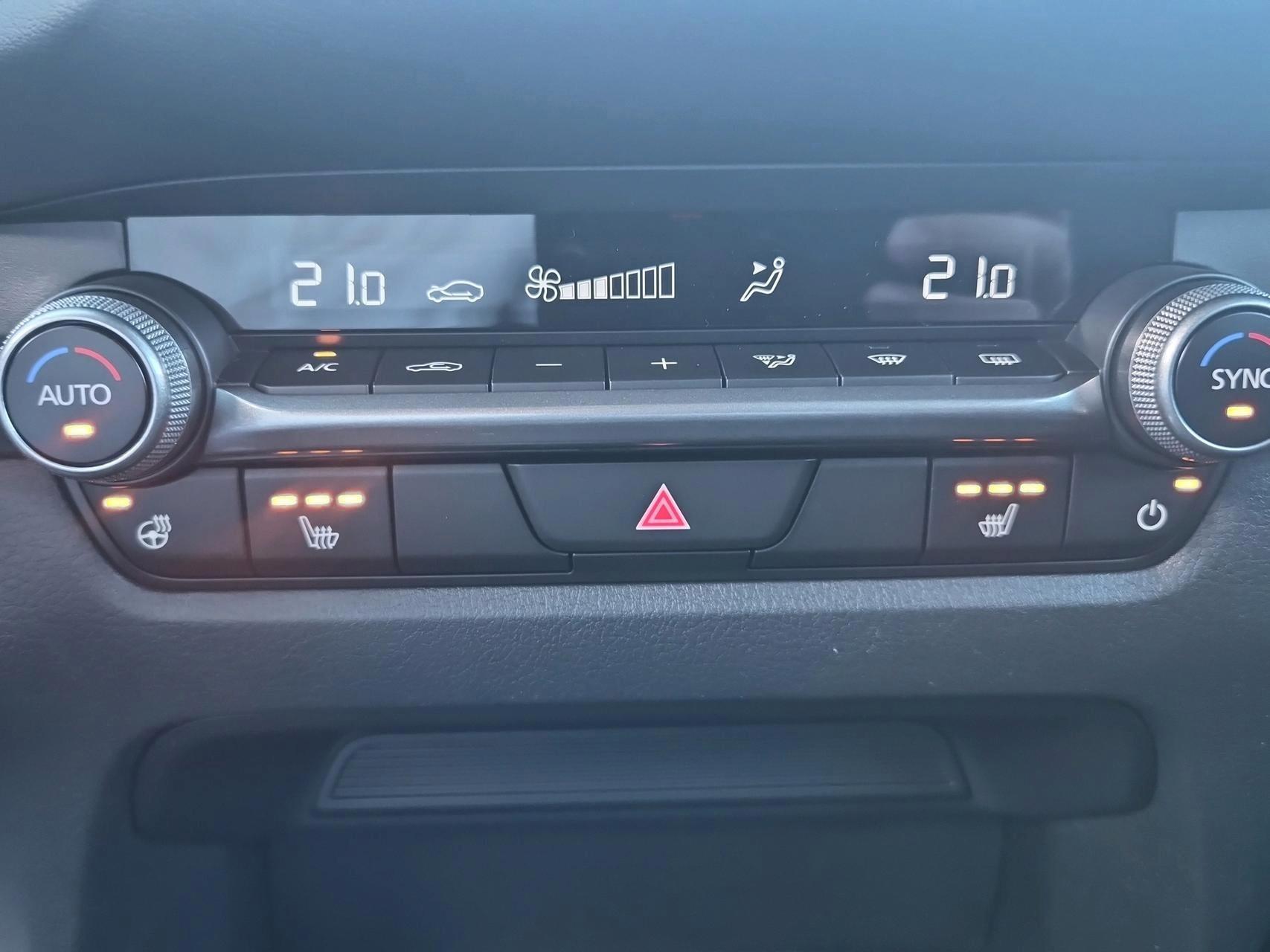 MAZDA CX-30 SKYACTIV-G 140 M Hybrid Centre Line FWD AT-image-15