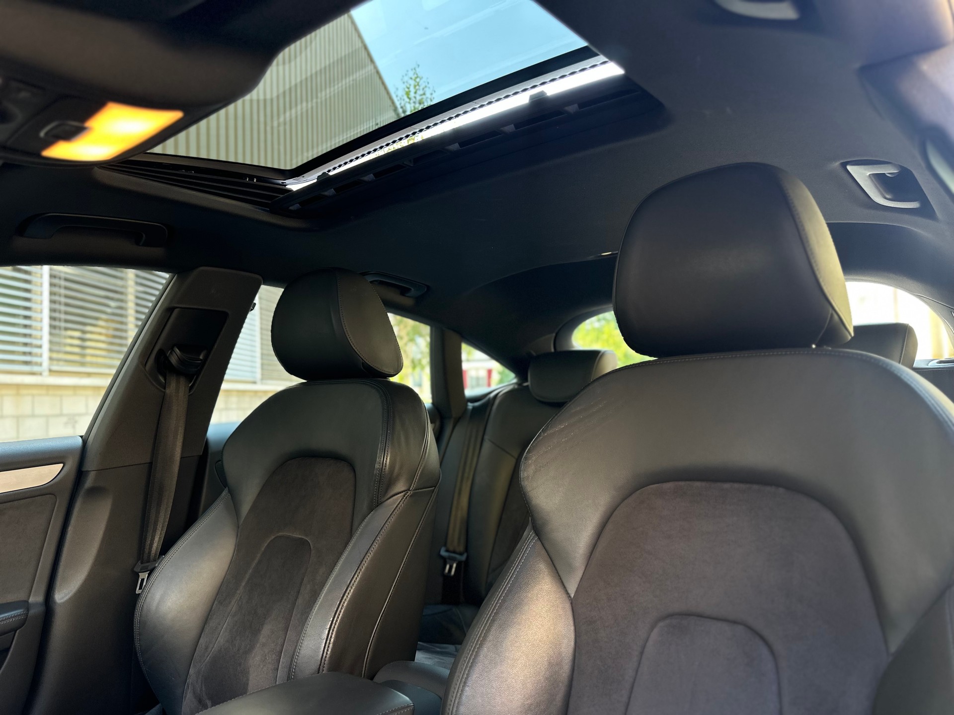 AUDI S5 Sportback 3.0 TFSI quattro S-tronic-image-10