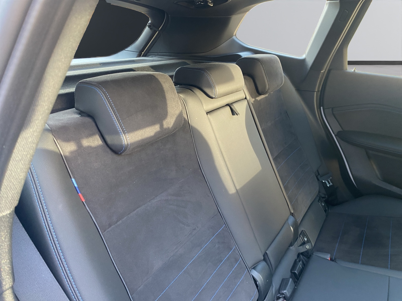 BMW X1 23i xDrive paddles-image-14