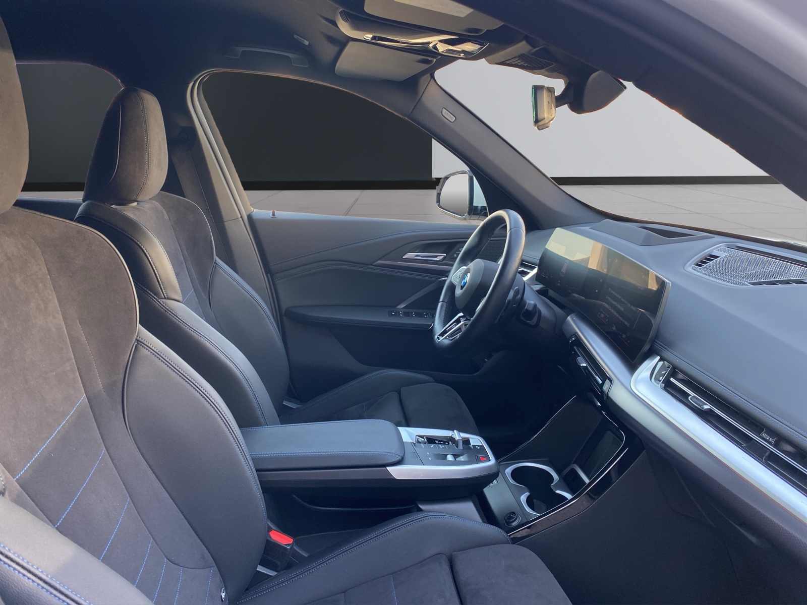 BMW X1 23i xDrive paddles-image-13