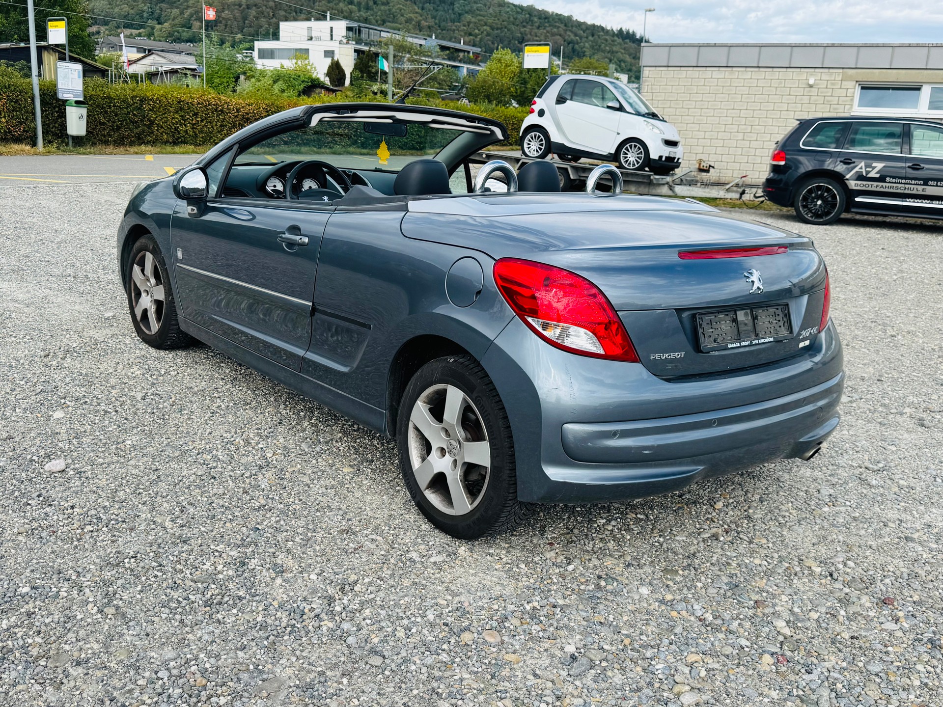 PEUGEOT 207 CC 1.6 16V Swiss Edition-image-4