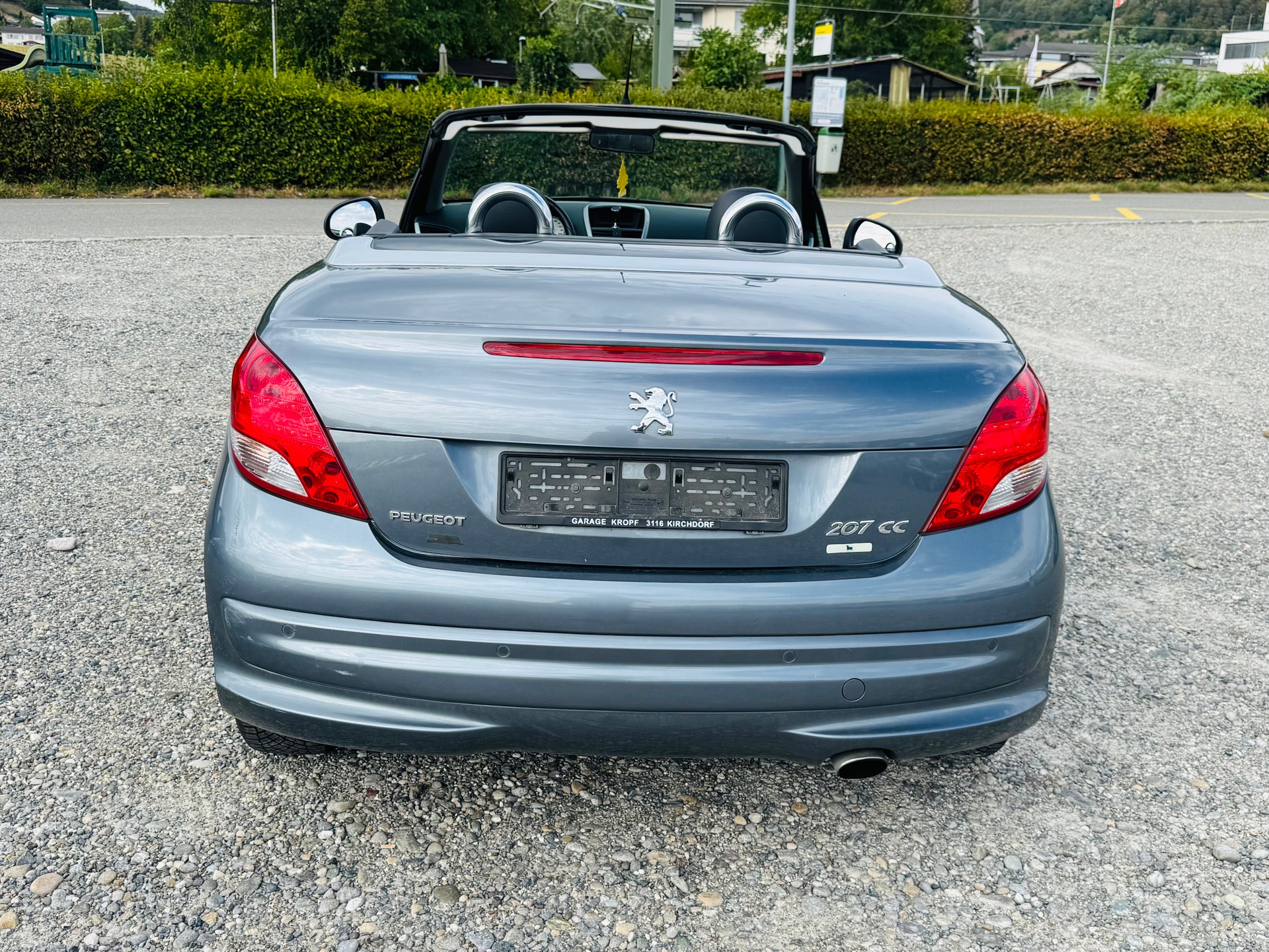 PEUGEOT 207 CC 1.6 16V Swiss Edition-image-3