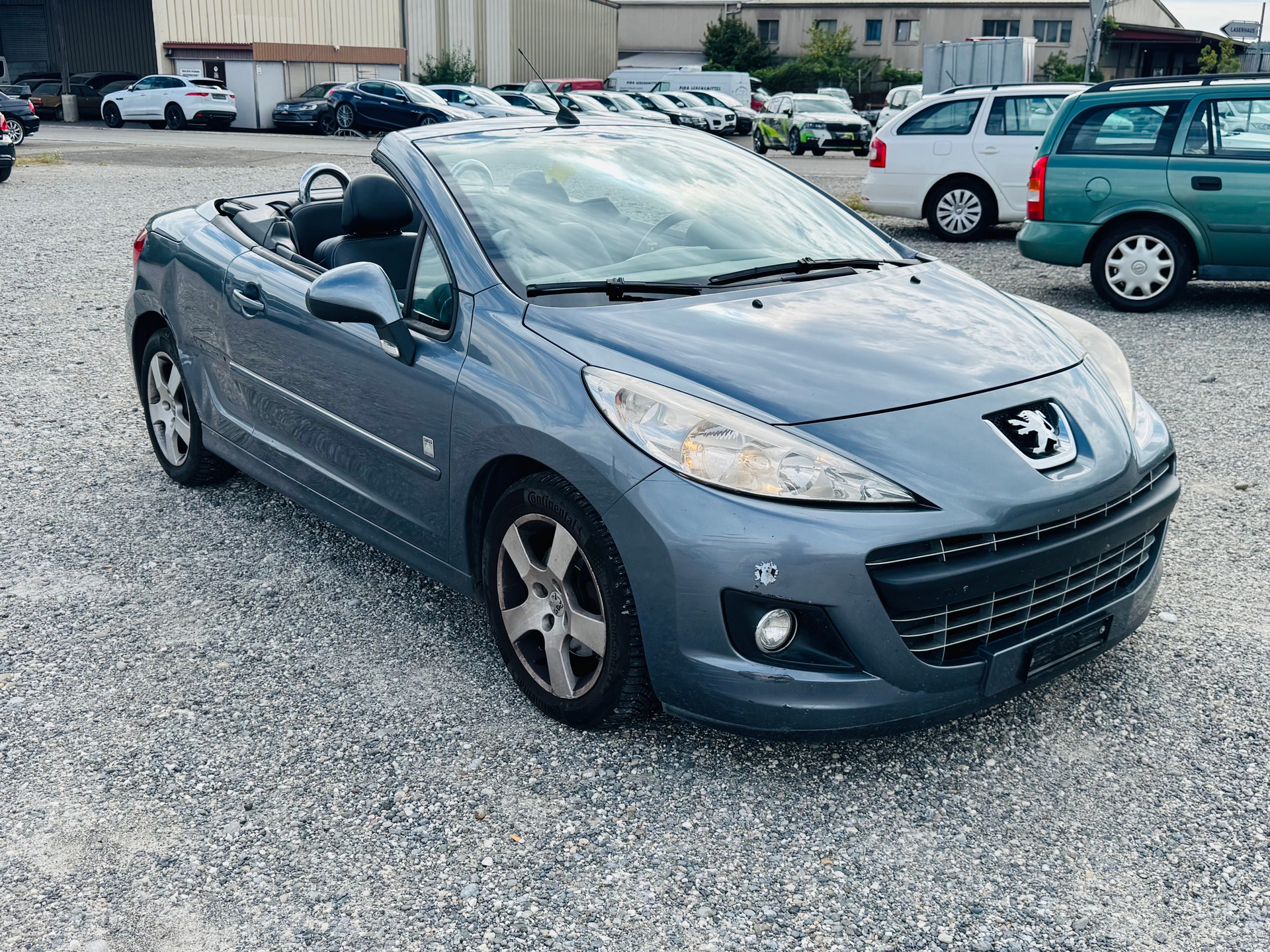 PEUGEOT 207 CC 1.6 16V Swiss Edition-image-1