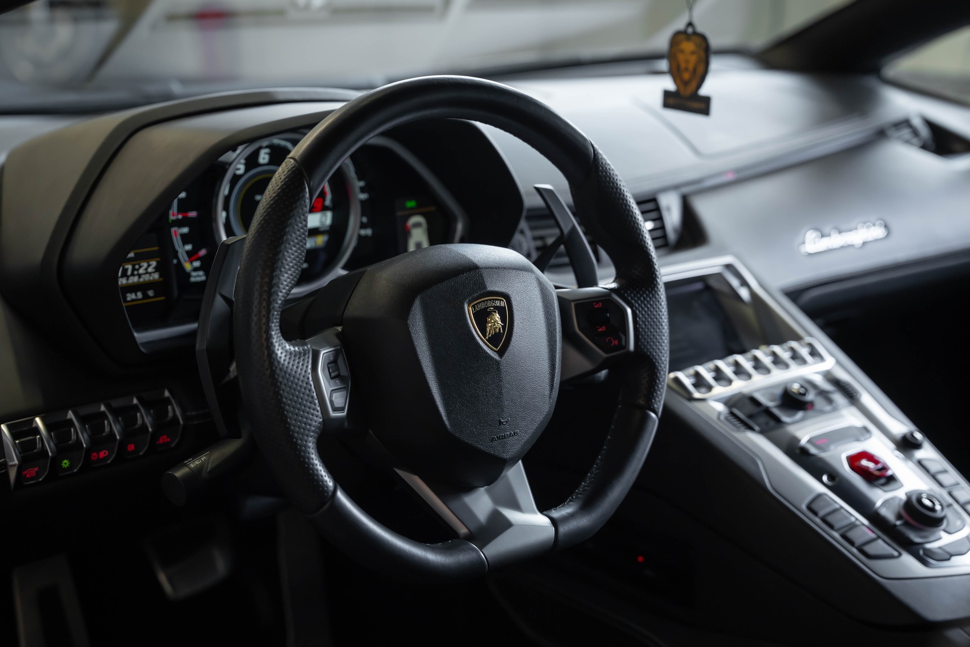 LAMBORGHINI Aventador LP700-4 Coupé E-Gear-image-26