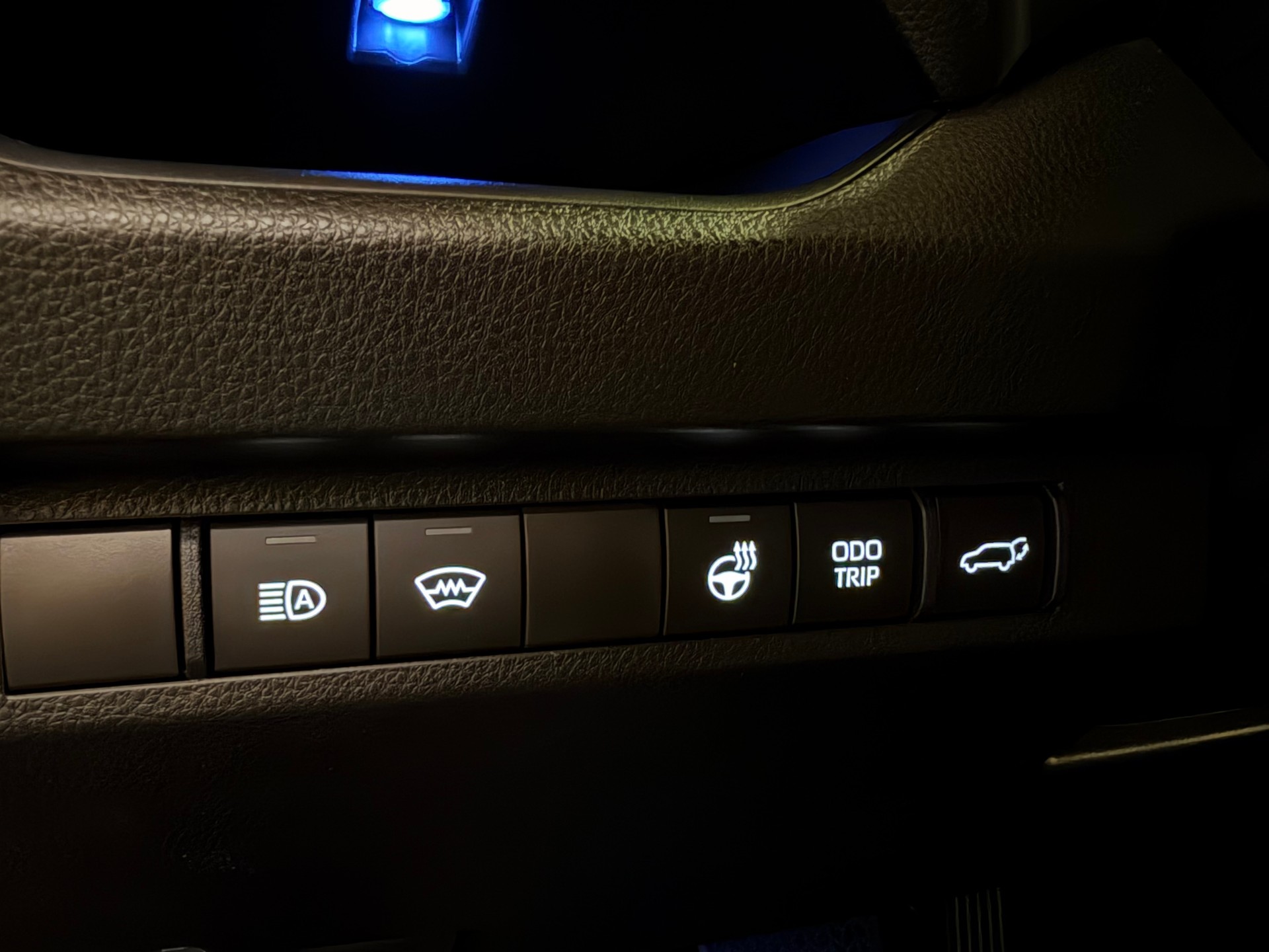 TOYOTA RAV-4 2.5 PHEV Trend e-CVT 4WD-image-20
