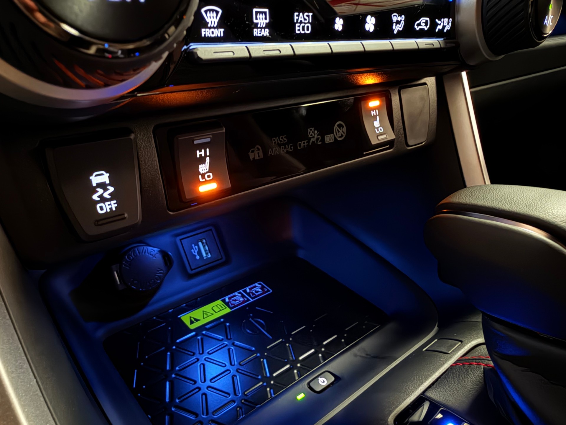 TOYOTA RAV-4 2.5 PHEV Trend e-CVT 4WD-image-26