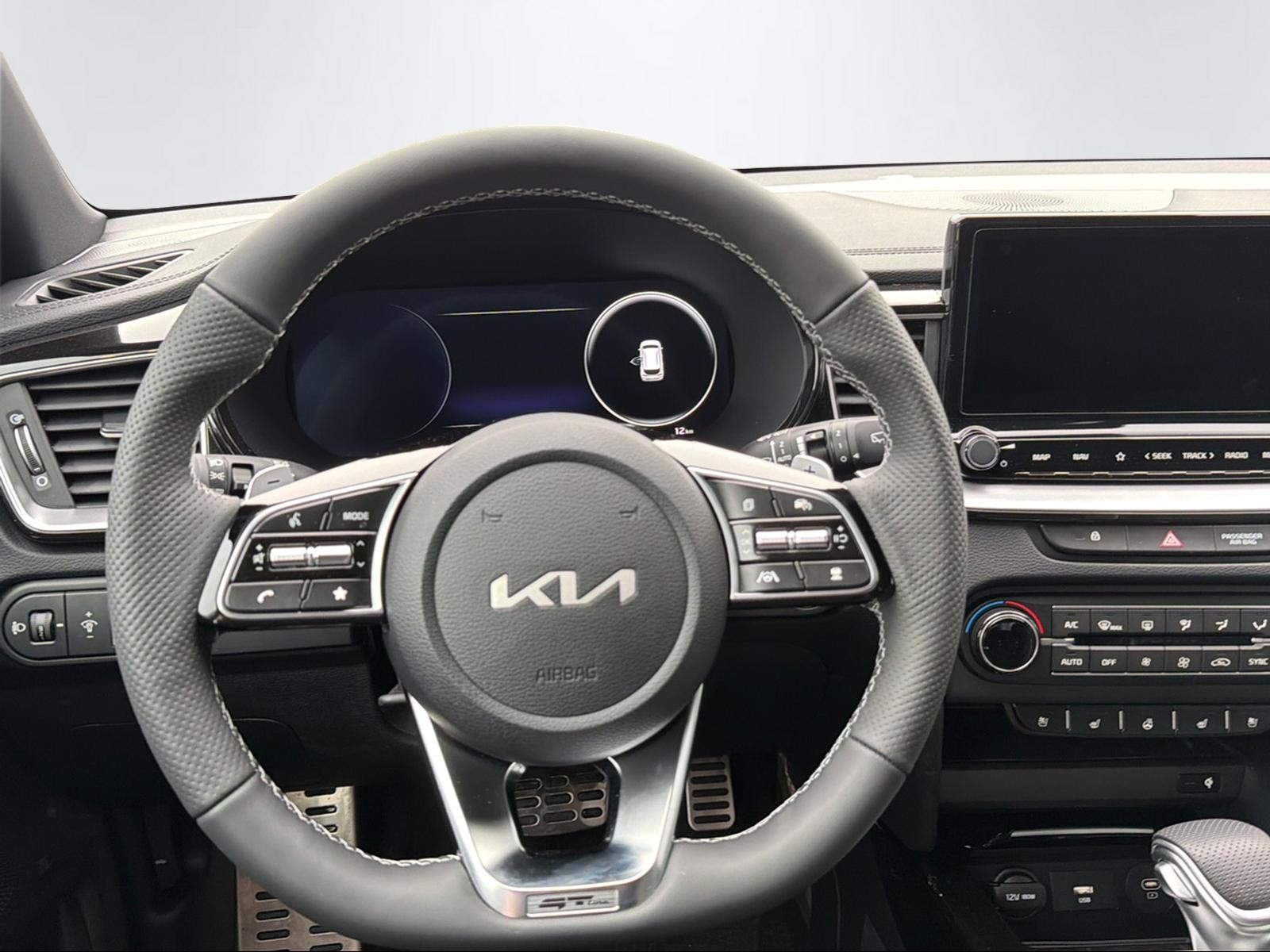 KIA Ceed SW 1.5 T-GDi MHEV GT-Line-image-4