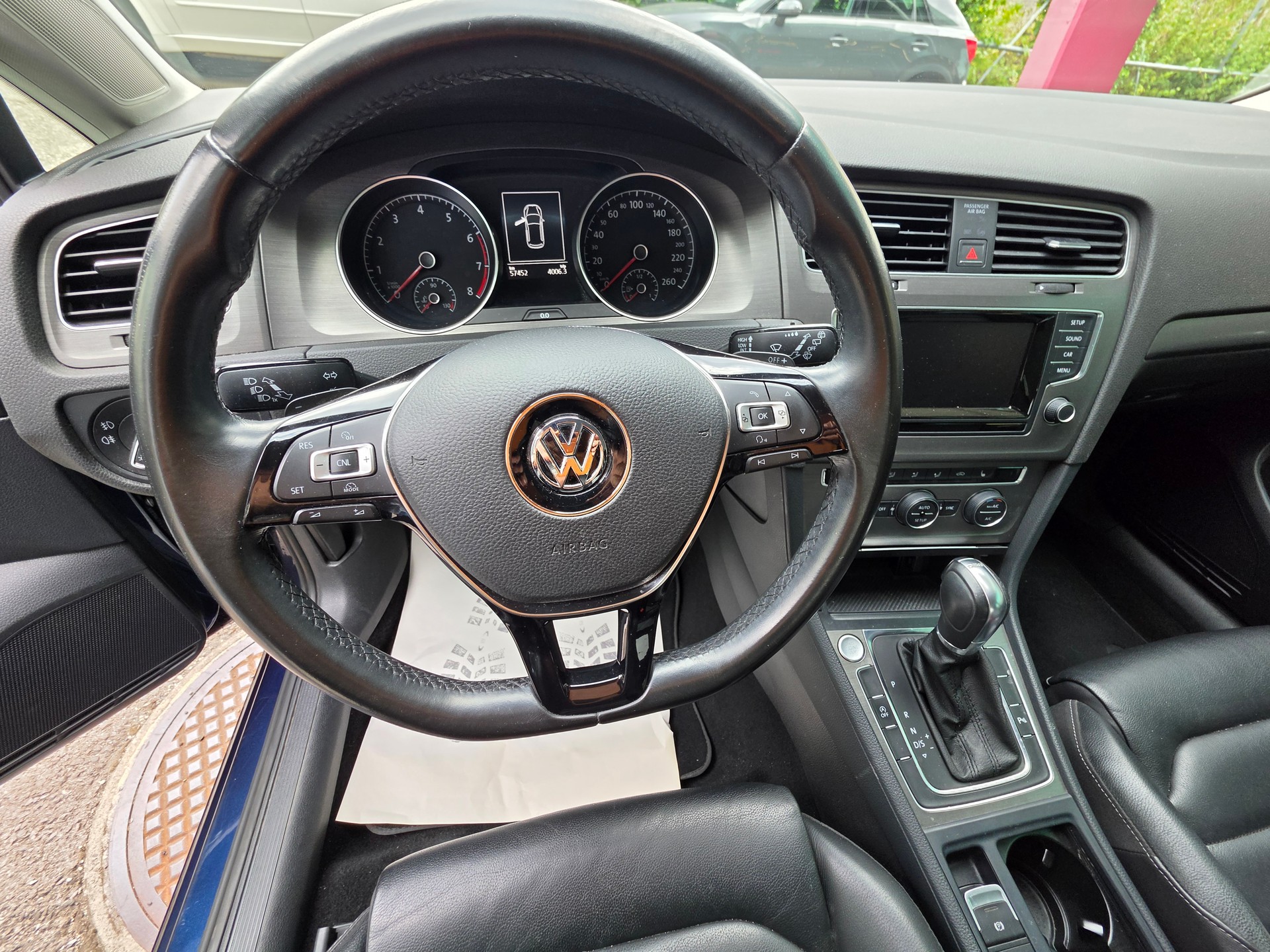 VW Golf 1.2 TSI Comfortline DSG-image-9