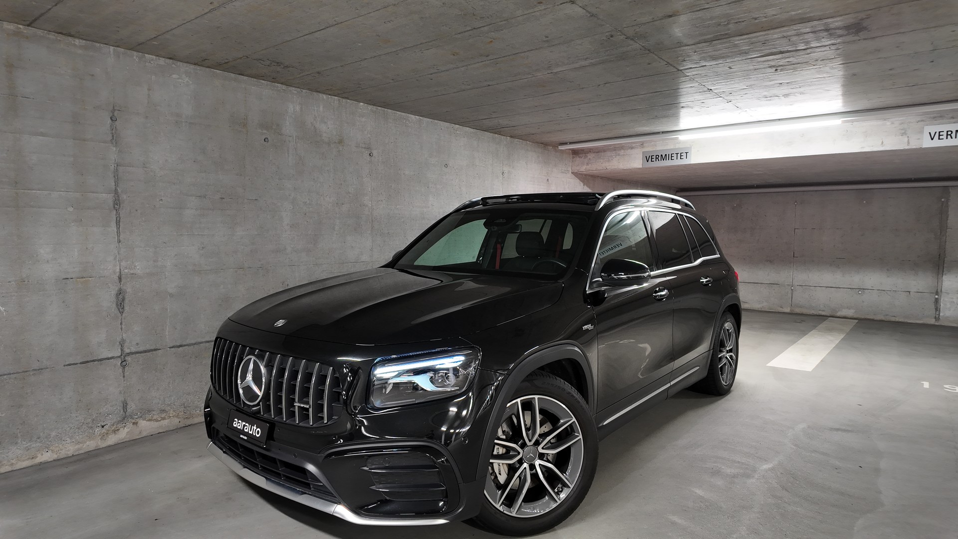 MERCEDES-BENZ GLB AMG 35 4Matic 8G-Tronic-image-0